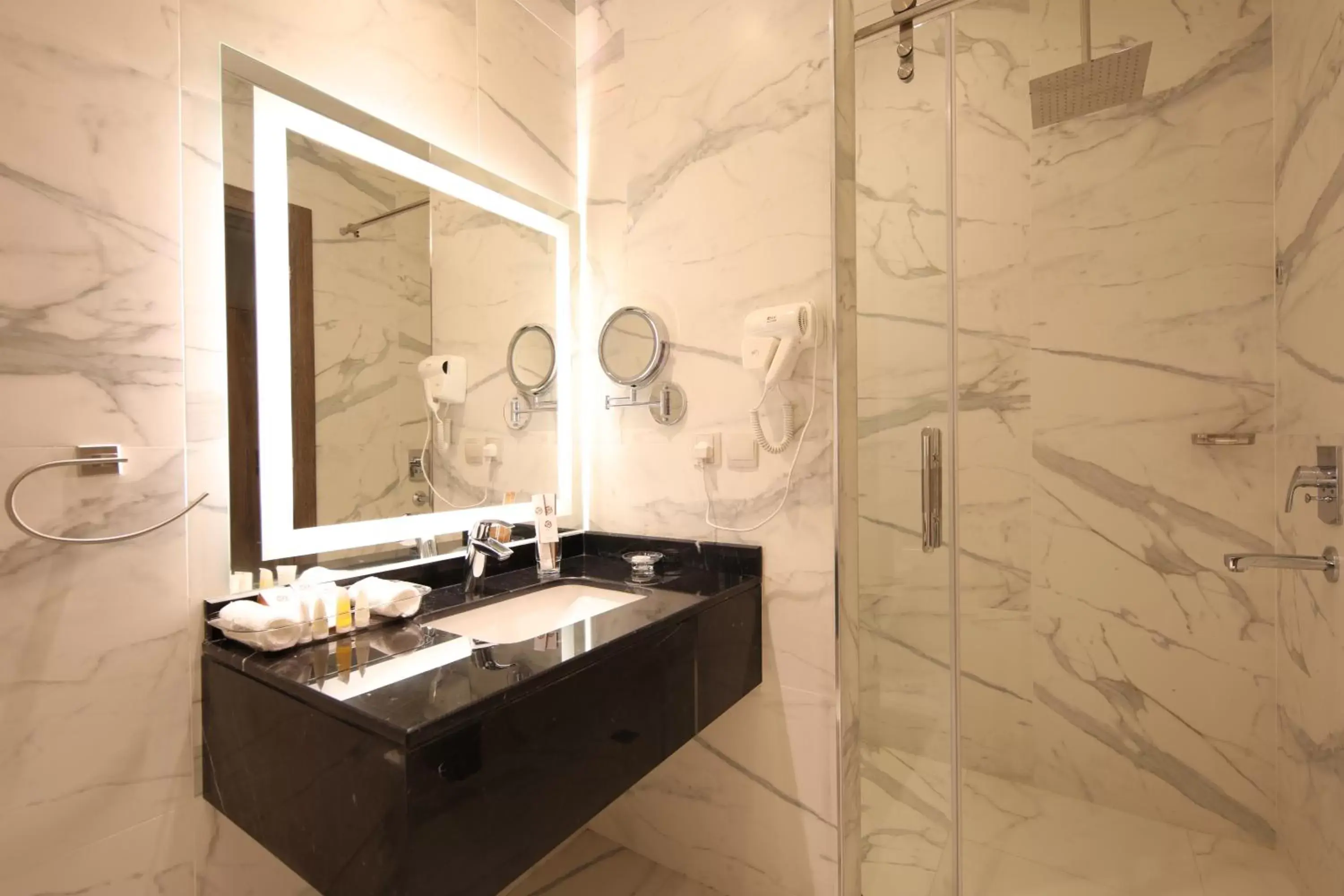 Deluxe King Studio in Gladiolus Hotel Deluxe King Studio in Gladiolus Hotel