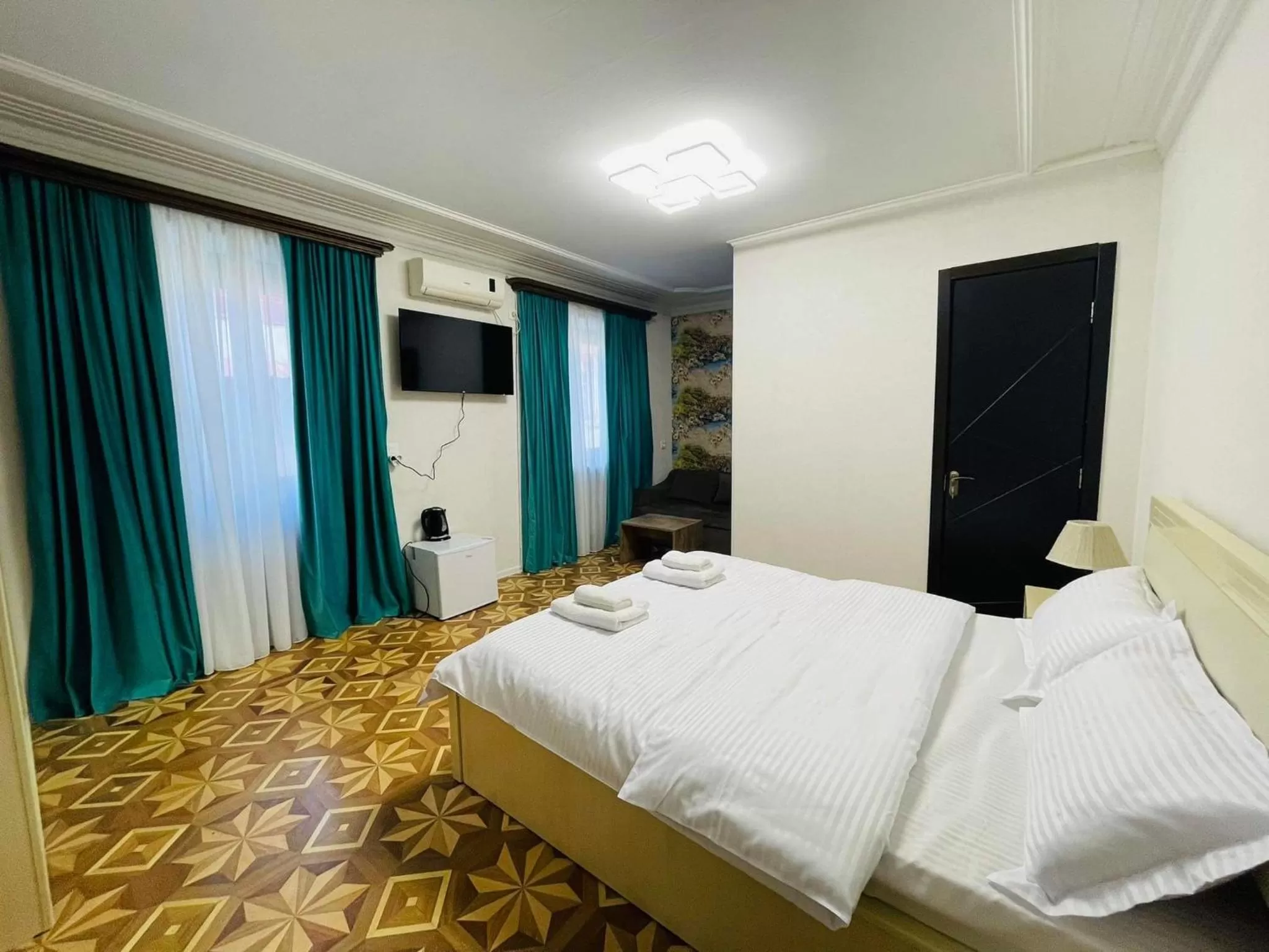 Bedroom, Bed in Metekhi View Hotel