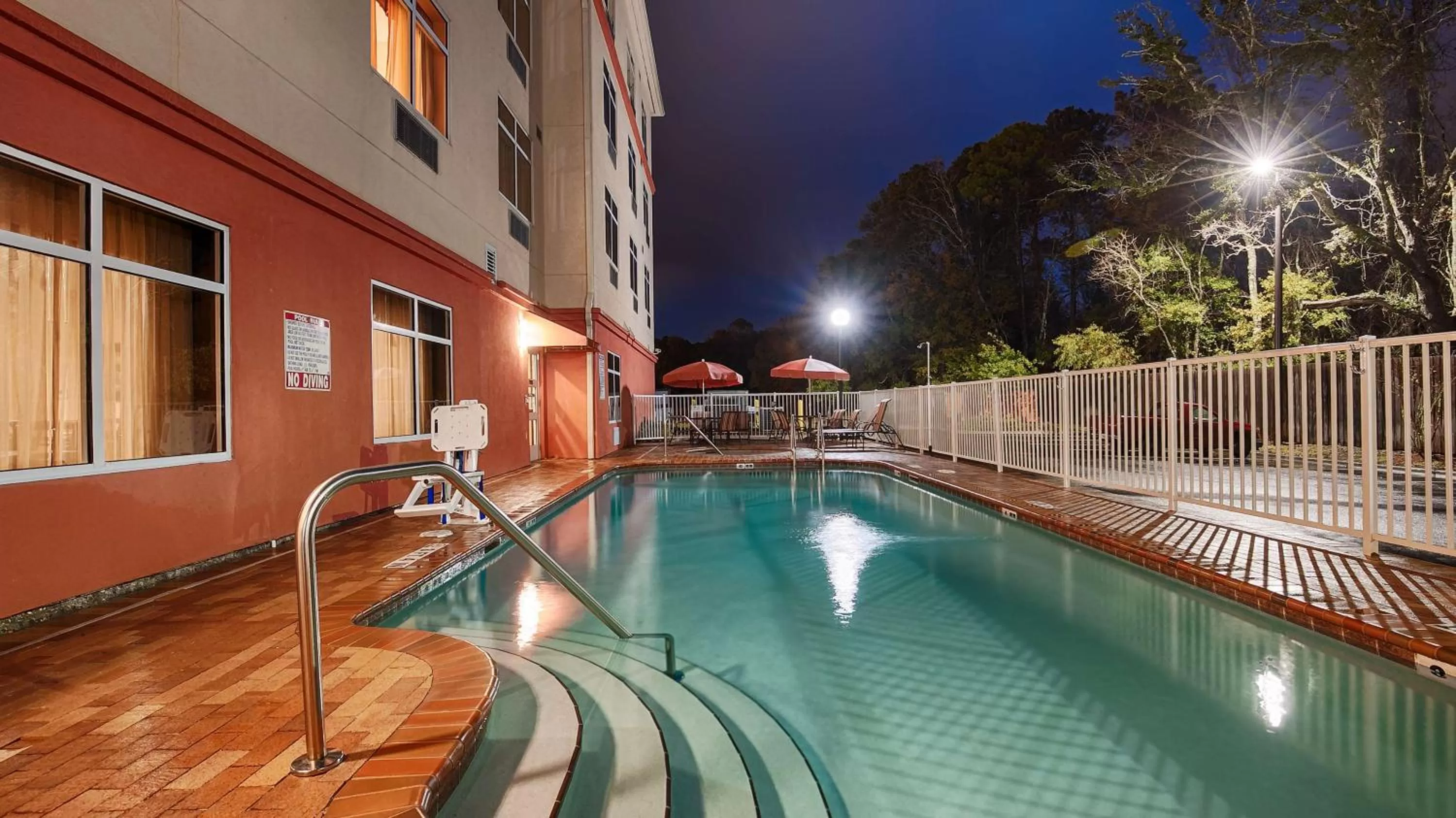 Pool view in Best Western Plus Cecil Field Inn & Suites