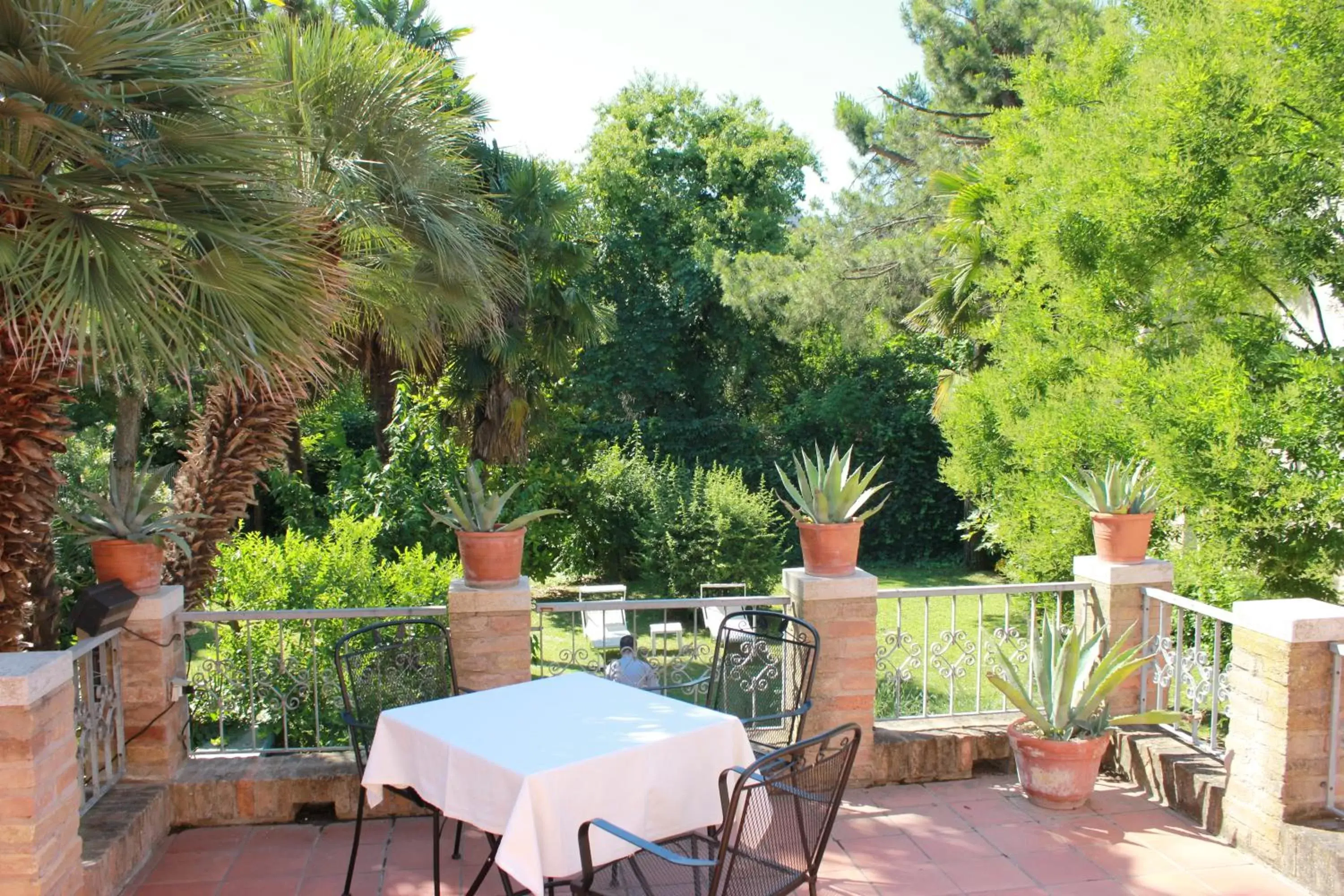 Balcony/Terrace, Restaurant/Places to Eat in Ai Giardini di San Vitale