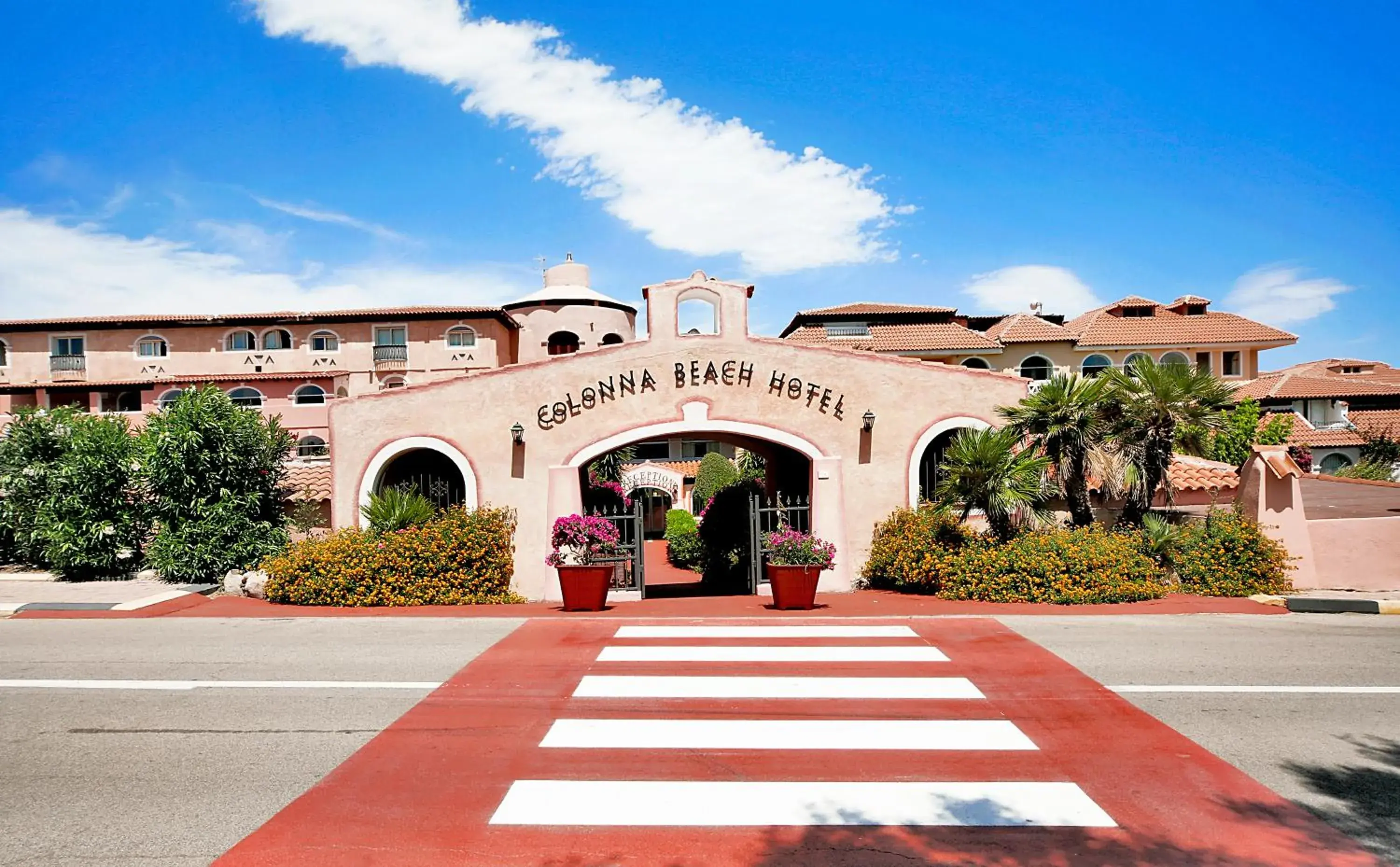 Property building in Colonna Beach Hotel Marinella Property building in Colonna Beach Hotel Marinella