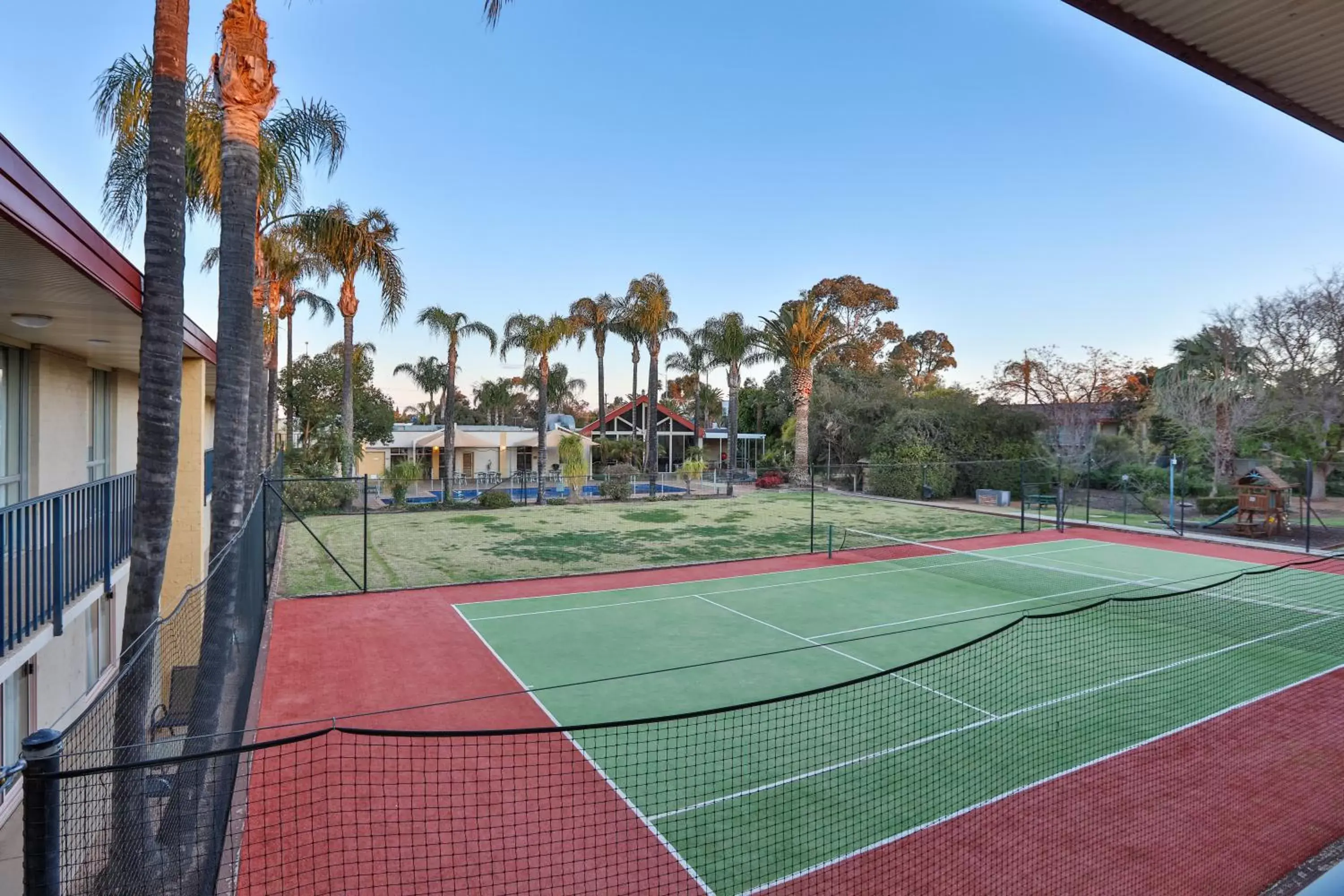 Tennis court, Tennis/Squash in Mildura Inlander Resort