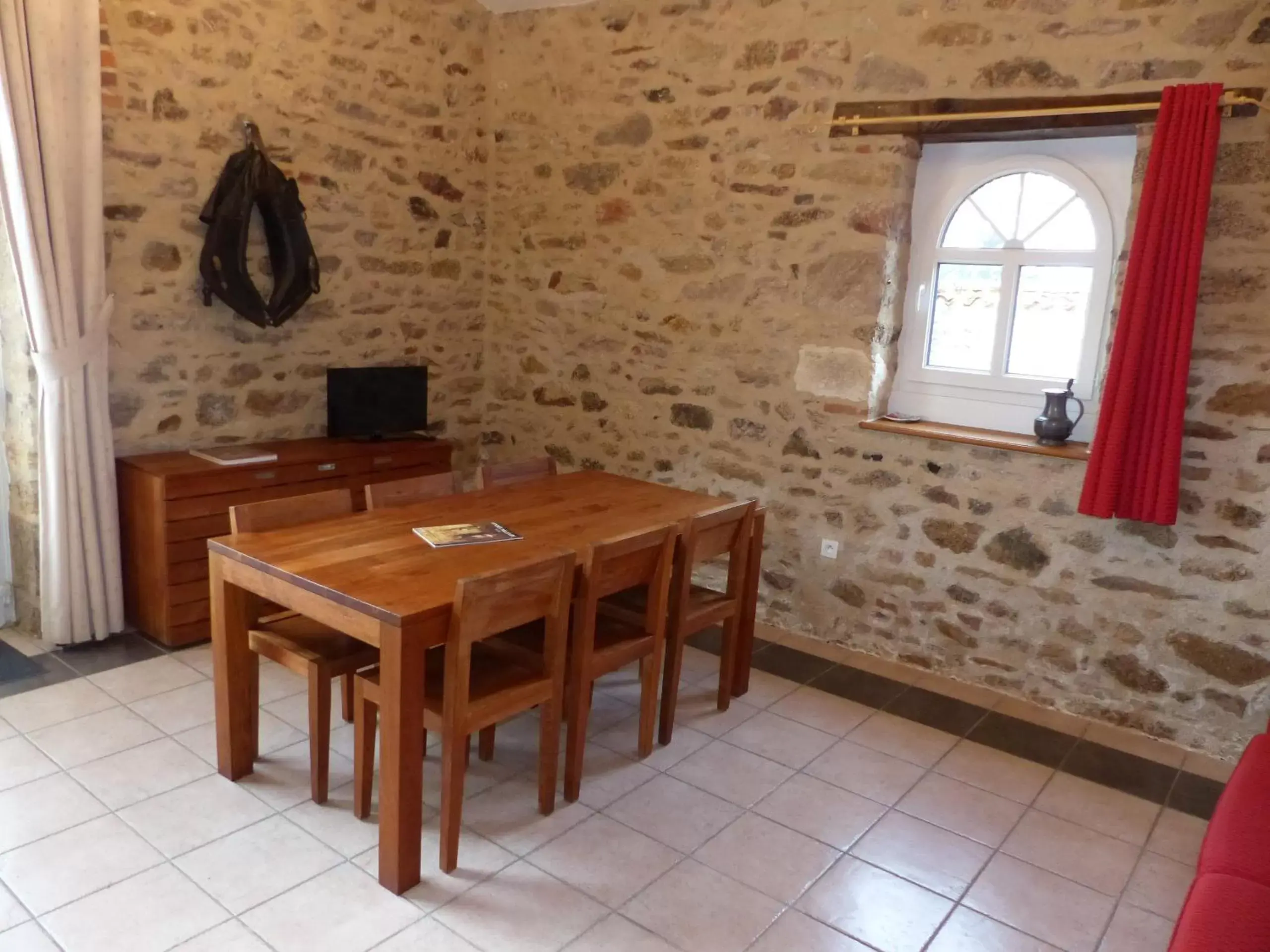 Dining area, Seating Area in B&B Domaine de La Corbe