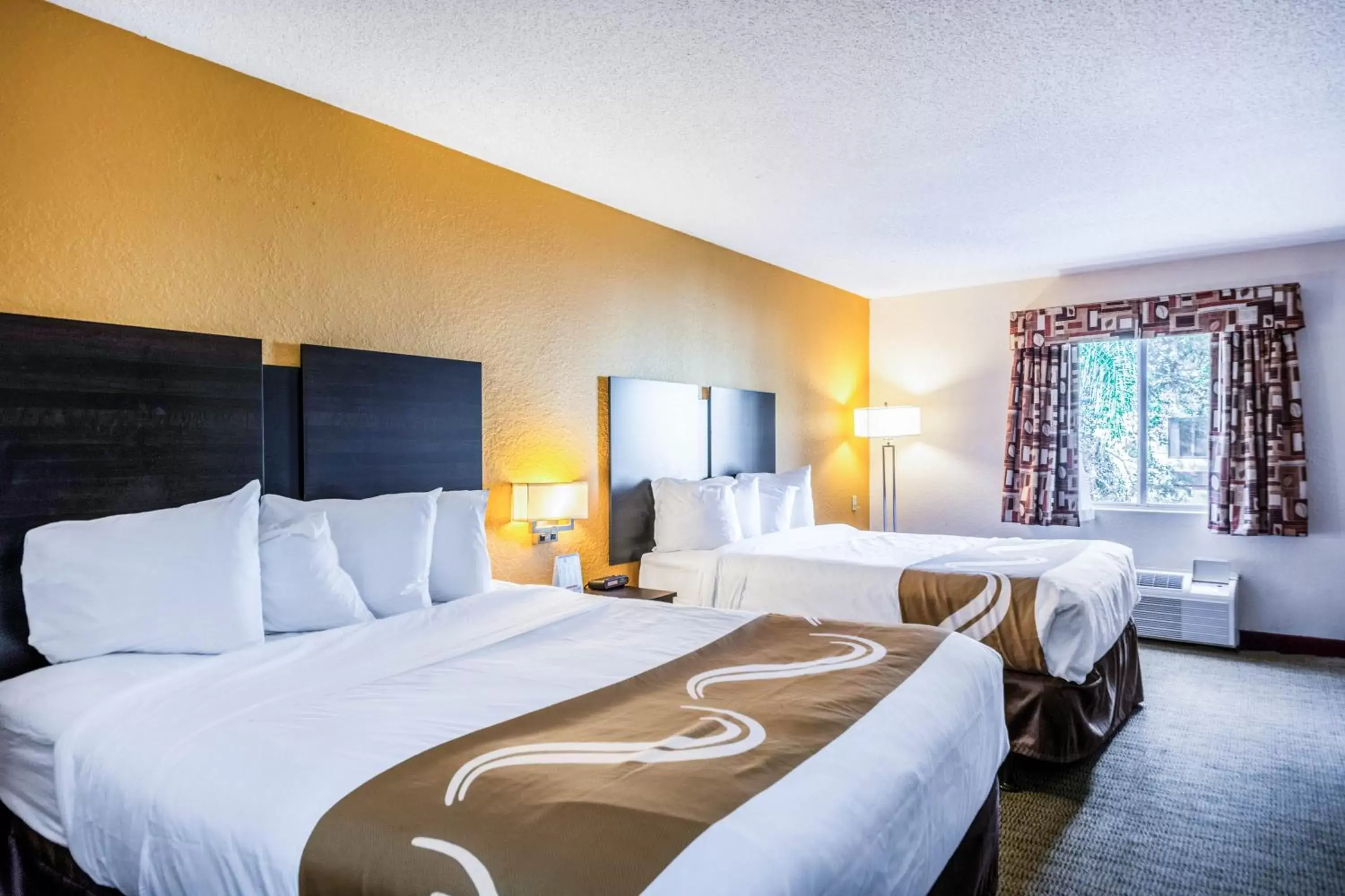Queen Room with Two Queen Beds - Accessible/Non-Smoking  in Quality Inn Sarasota I-75