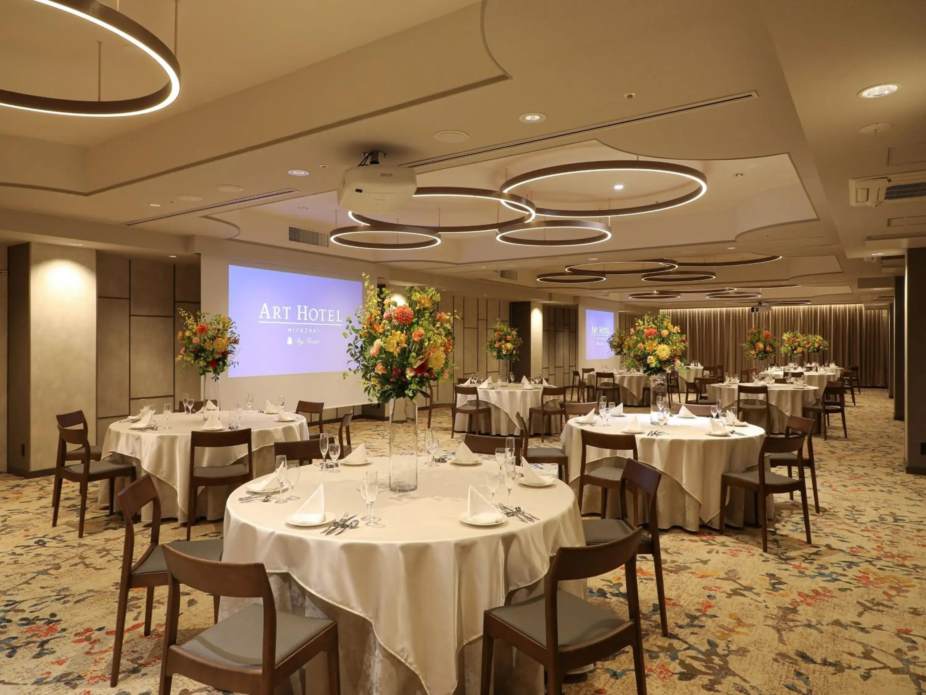 Meeting/conference room, Restaurant/Places to Eat in Hotel Sky Tower Miyazaki Ekimae