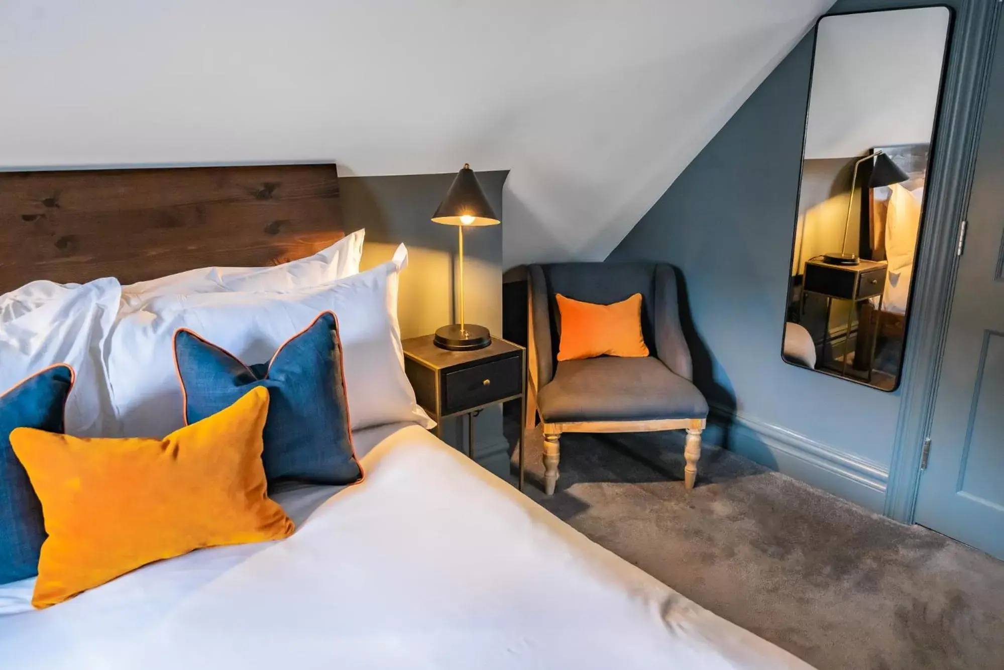 Bedroom, Bed in The Ginger Pig Bedroom, Bed in The Ginger Pig