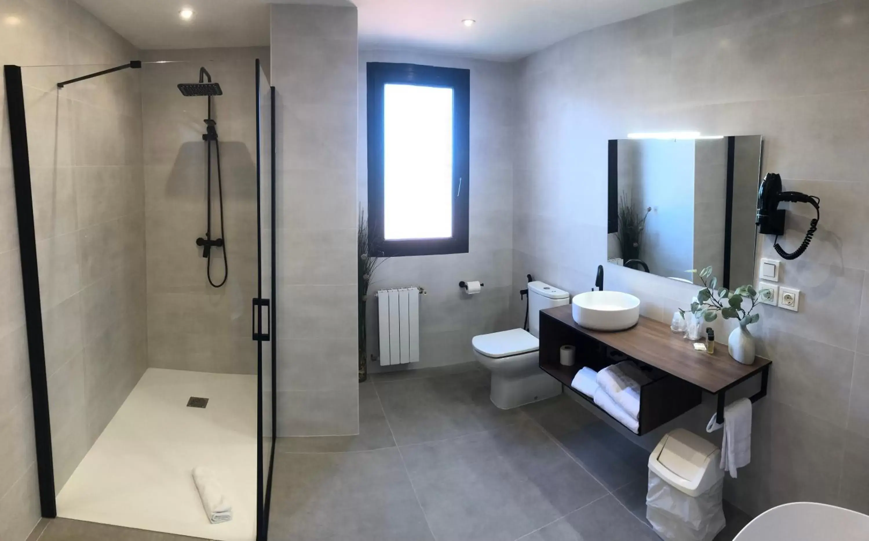 Bathroom in Hotel Itxas Gain Getaria