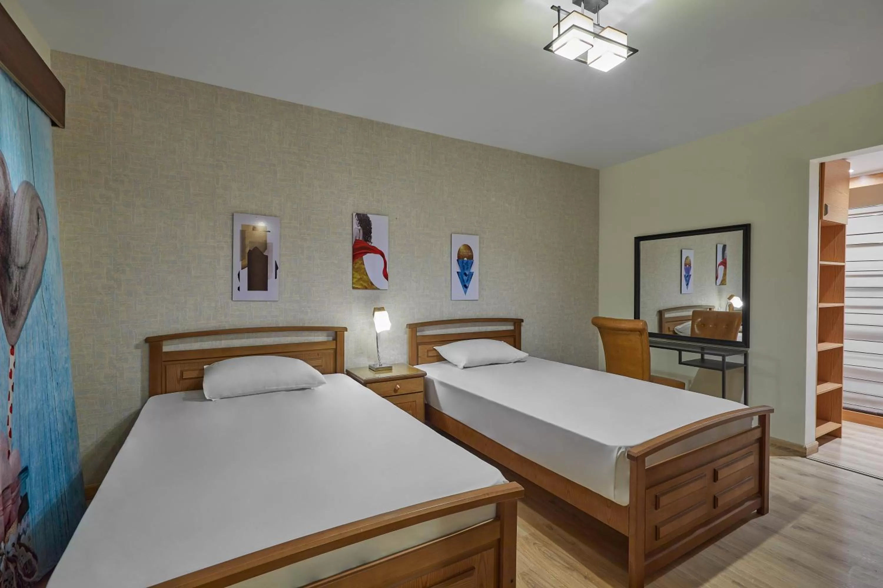 Bedroom, Bed in Golden Park Hotel Cairo, Heliopolis