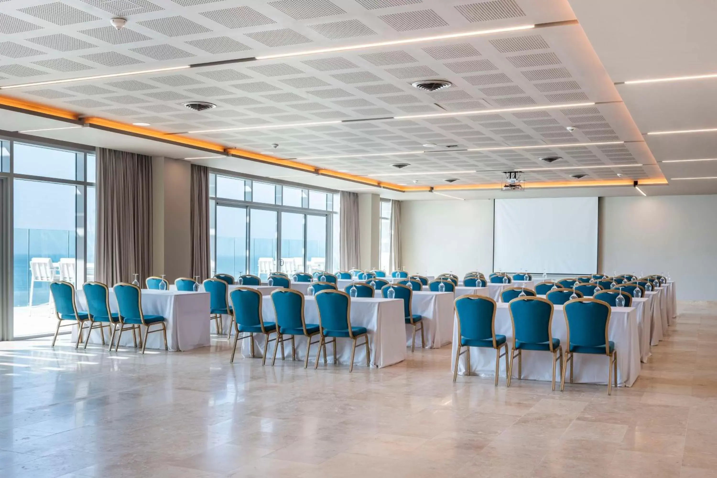 Meeting/conference room in Hilton Santa Marta