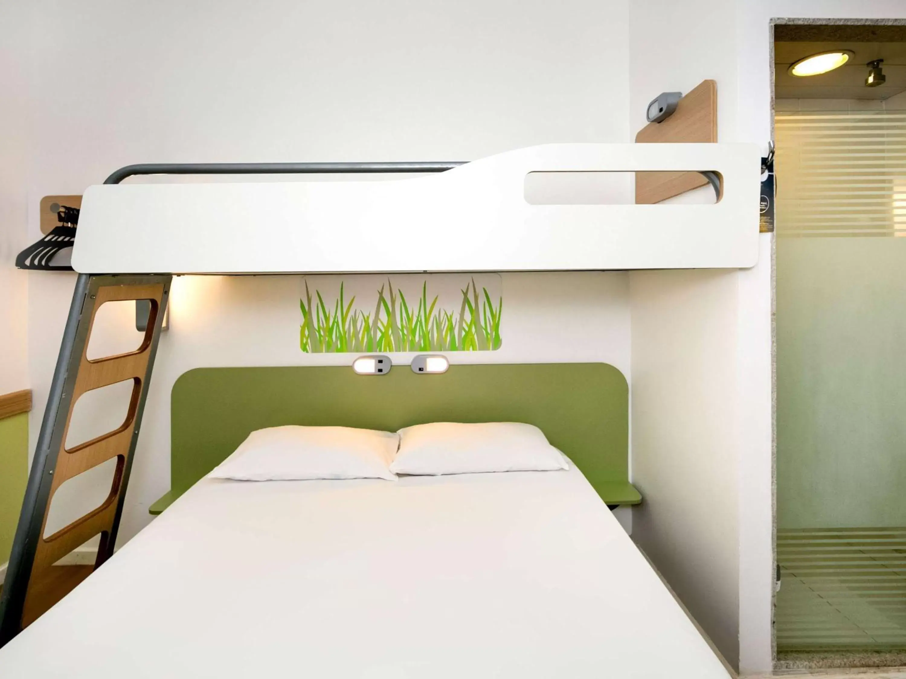 Bedroom, Bed in ibis budget Campo Grande