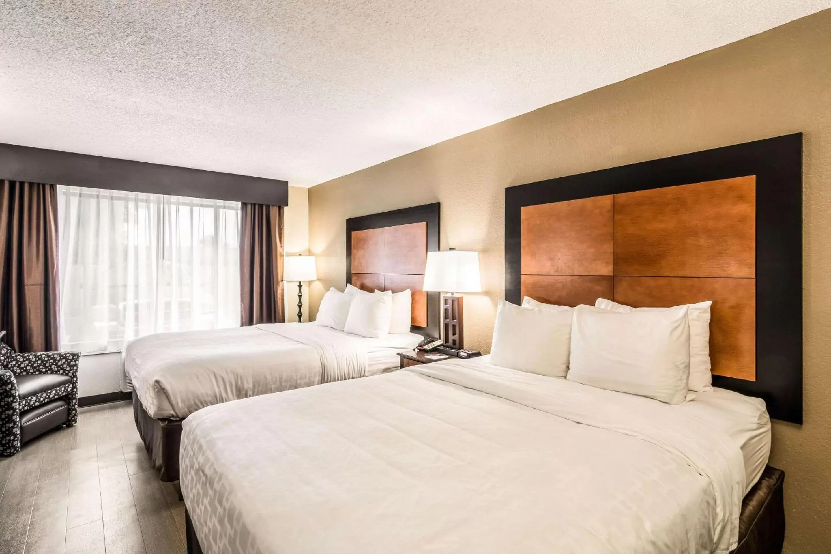 Bedroom, Bed in Quality Inn