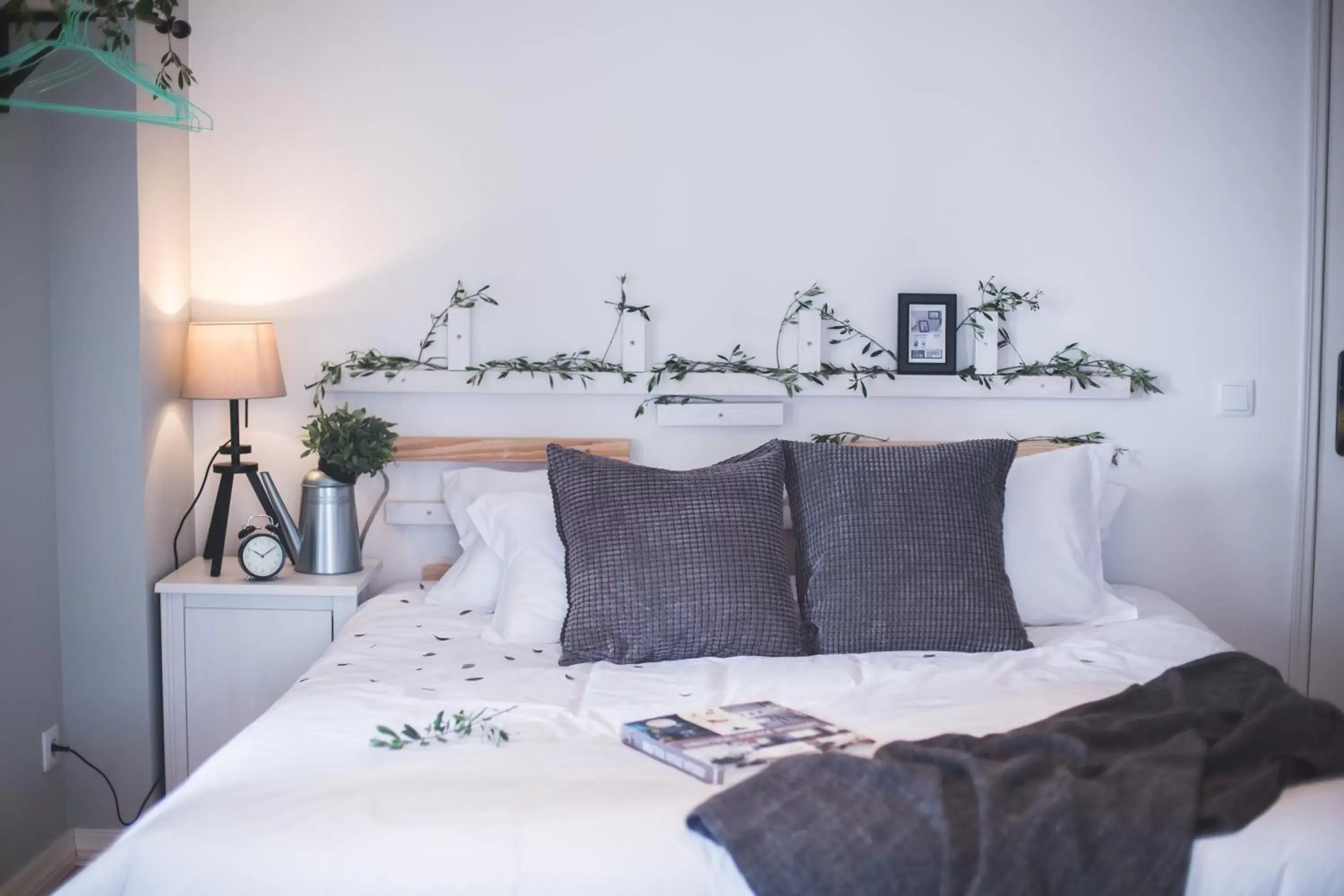 Decorative detail, Bed in Beach House Outeirinho