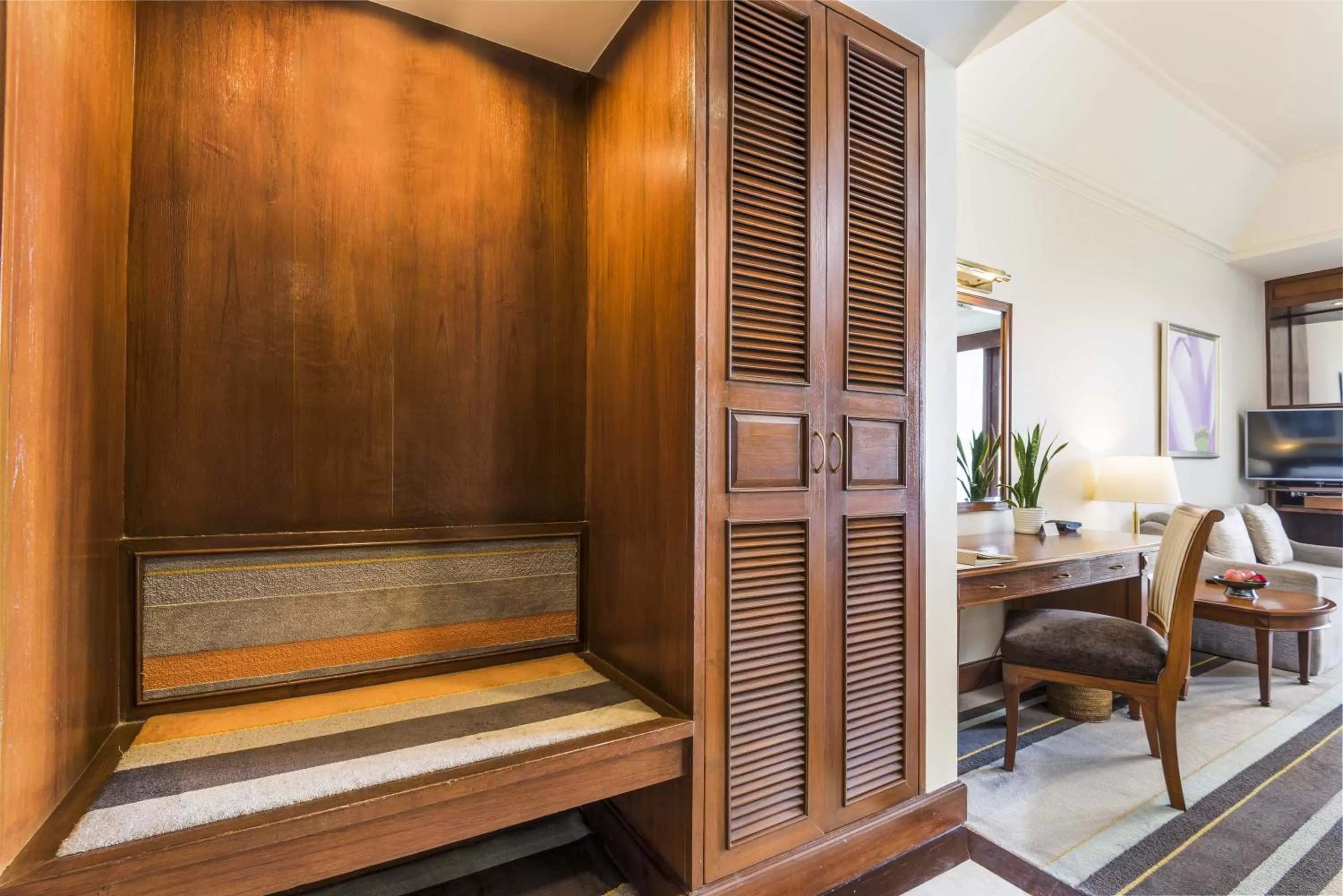 Bedroom in Chatrium Hotel Royal Lake Yangon