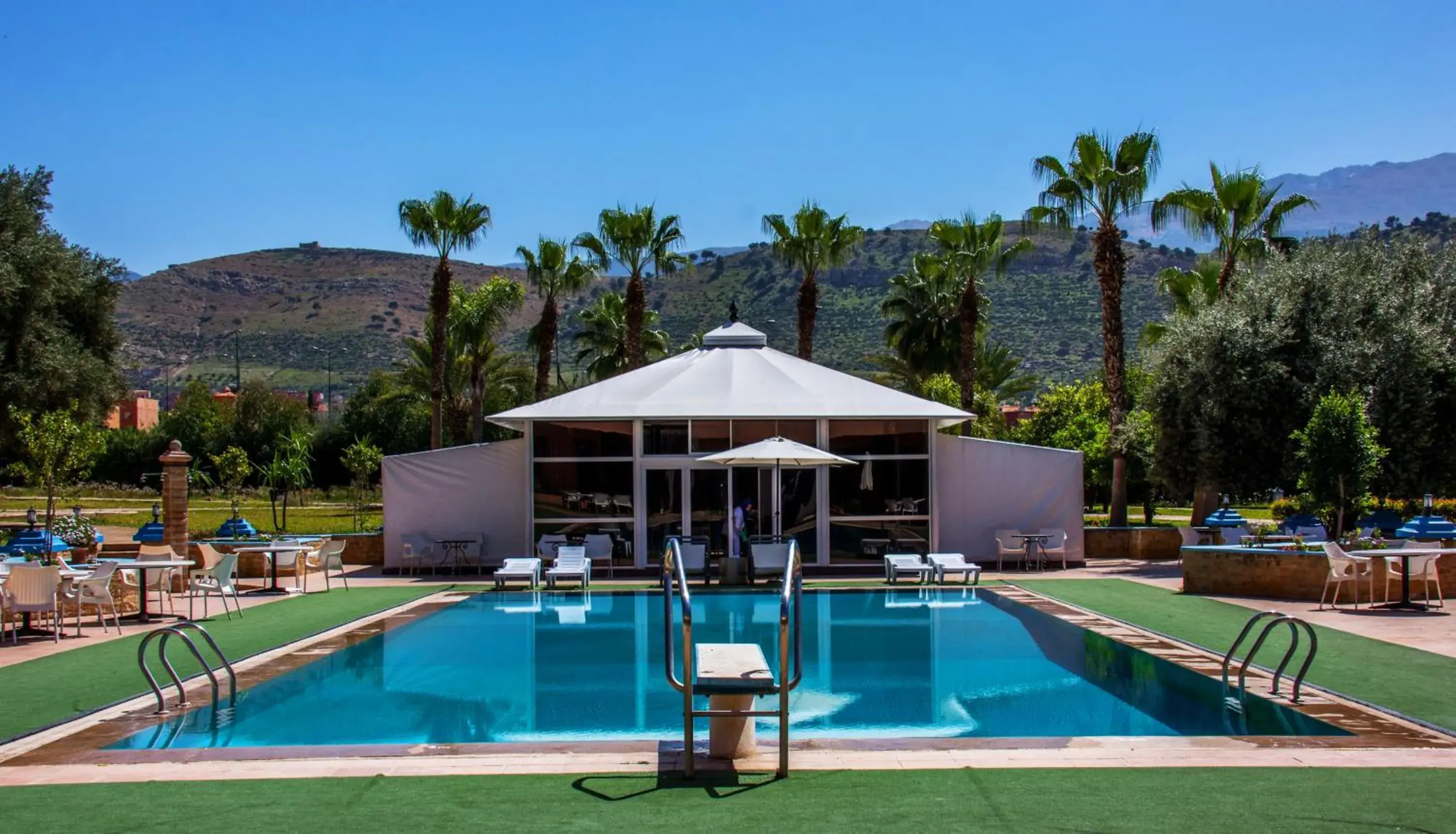 Swimming Pool in Hotel Ouzoud Beni Mellal