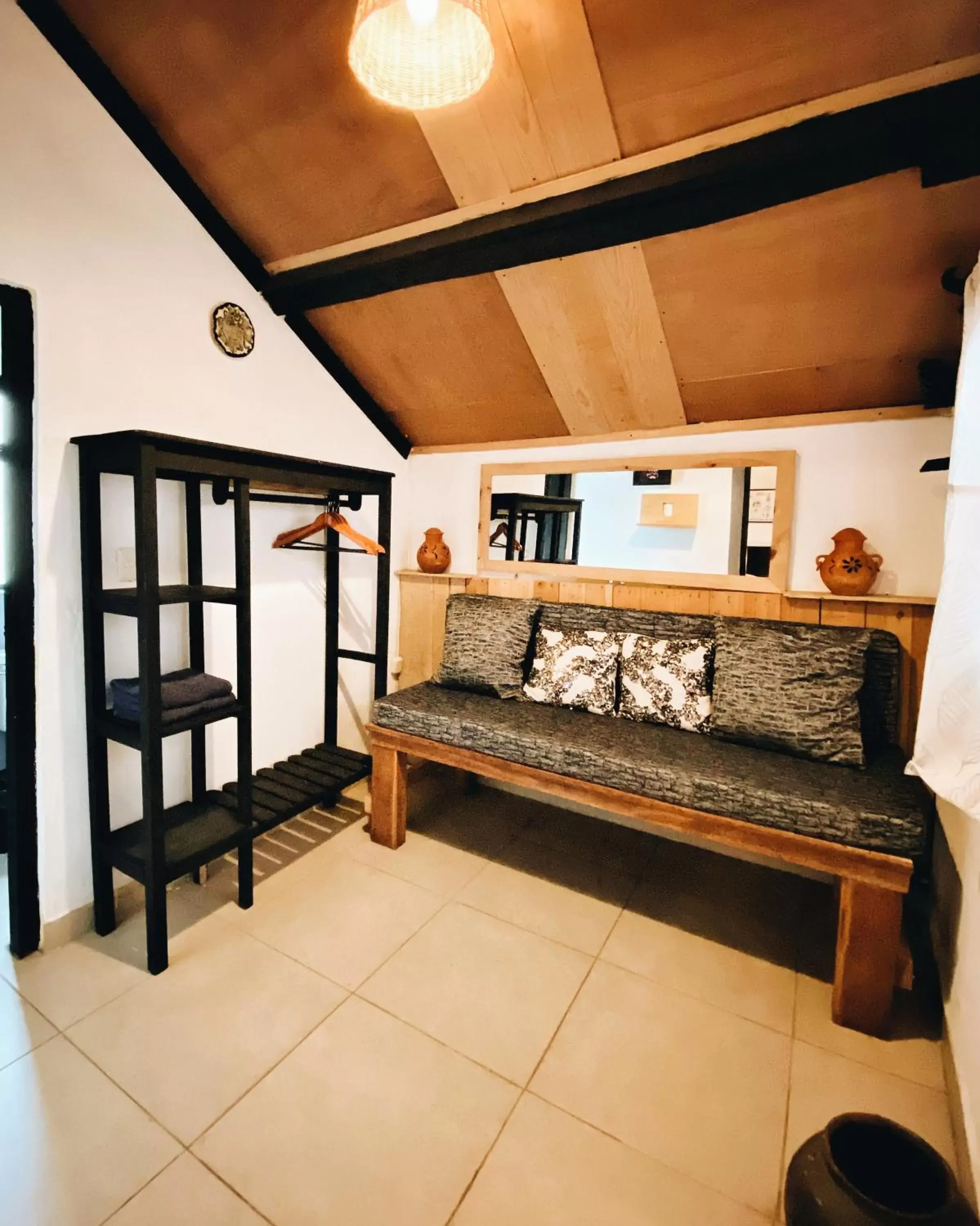 Toilet, Seating Area in El Naranjo Hotel Finca Urbana