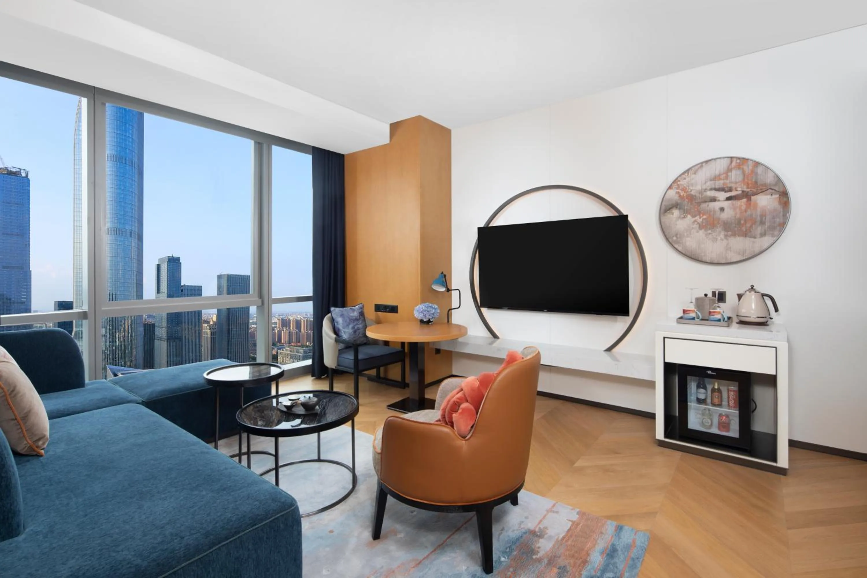 TV and multimedia in M Social Hotel Suzhou