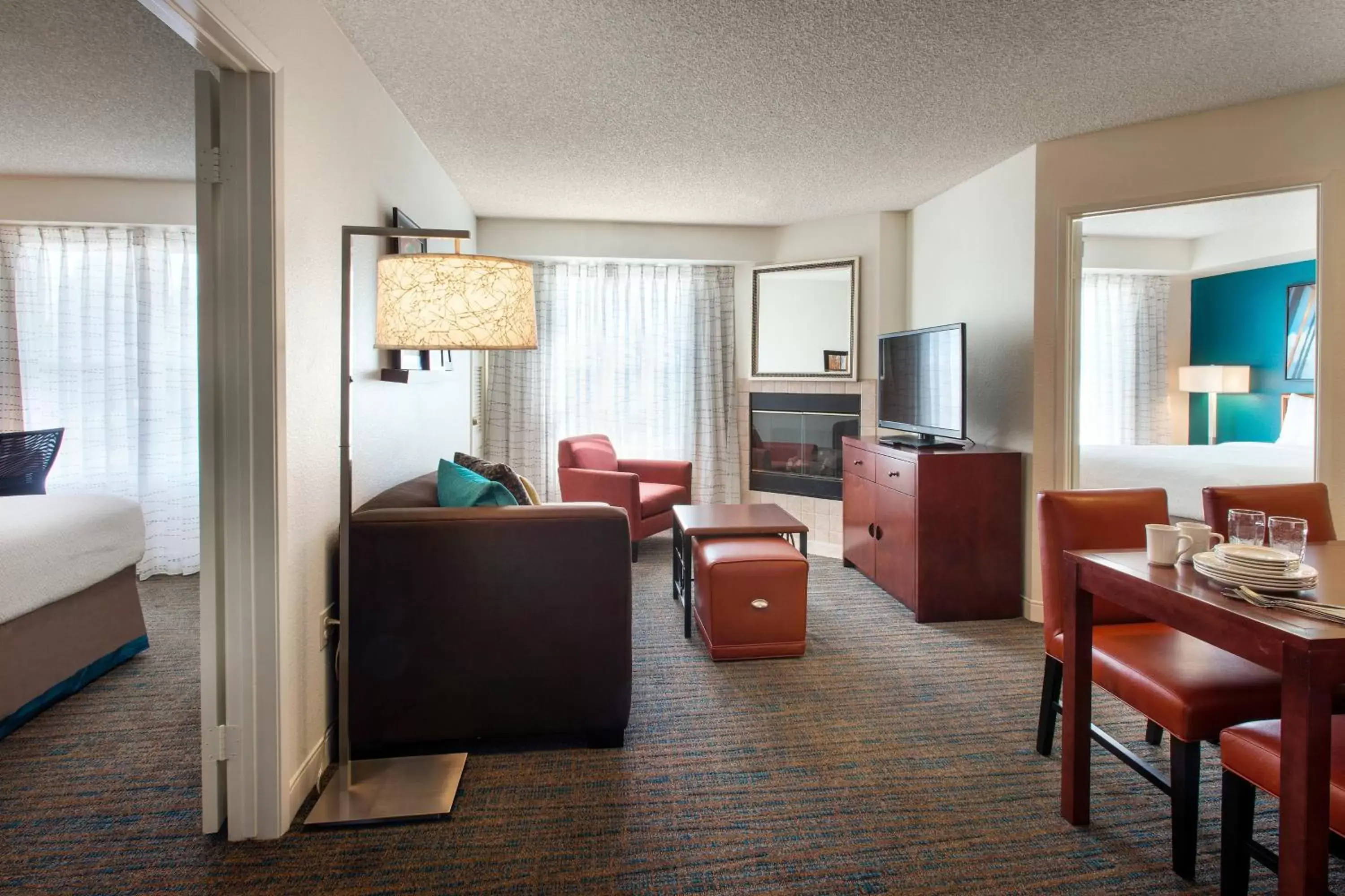 Living room, Seating Area in Residence Inn San Diego Sorrento Mesa/Sorrento Valley