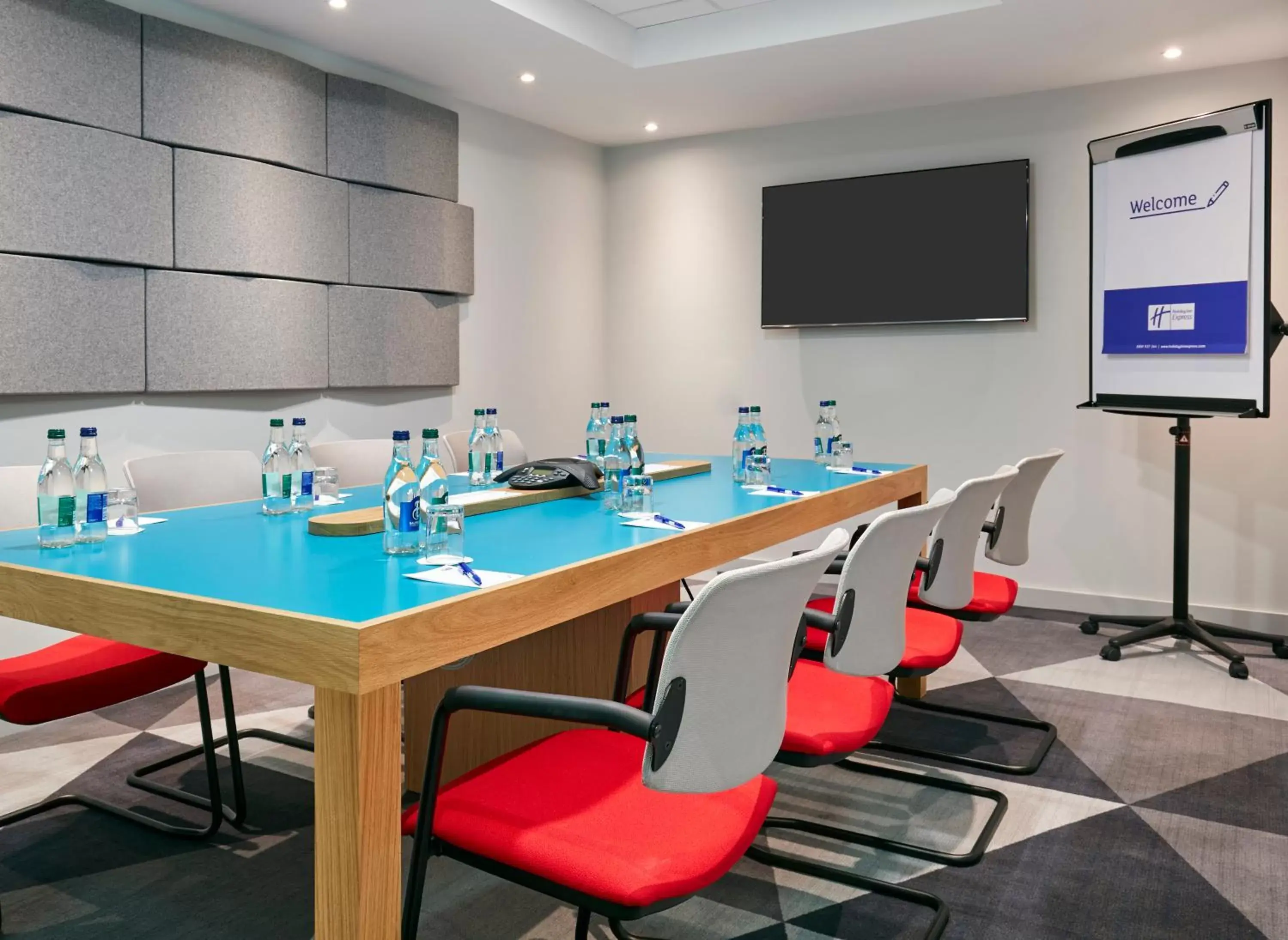 Meeting/conference room in Holiday Inn Express Dublin City Centre