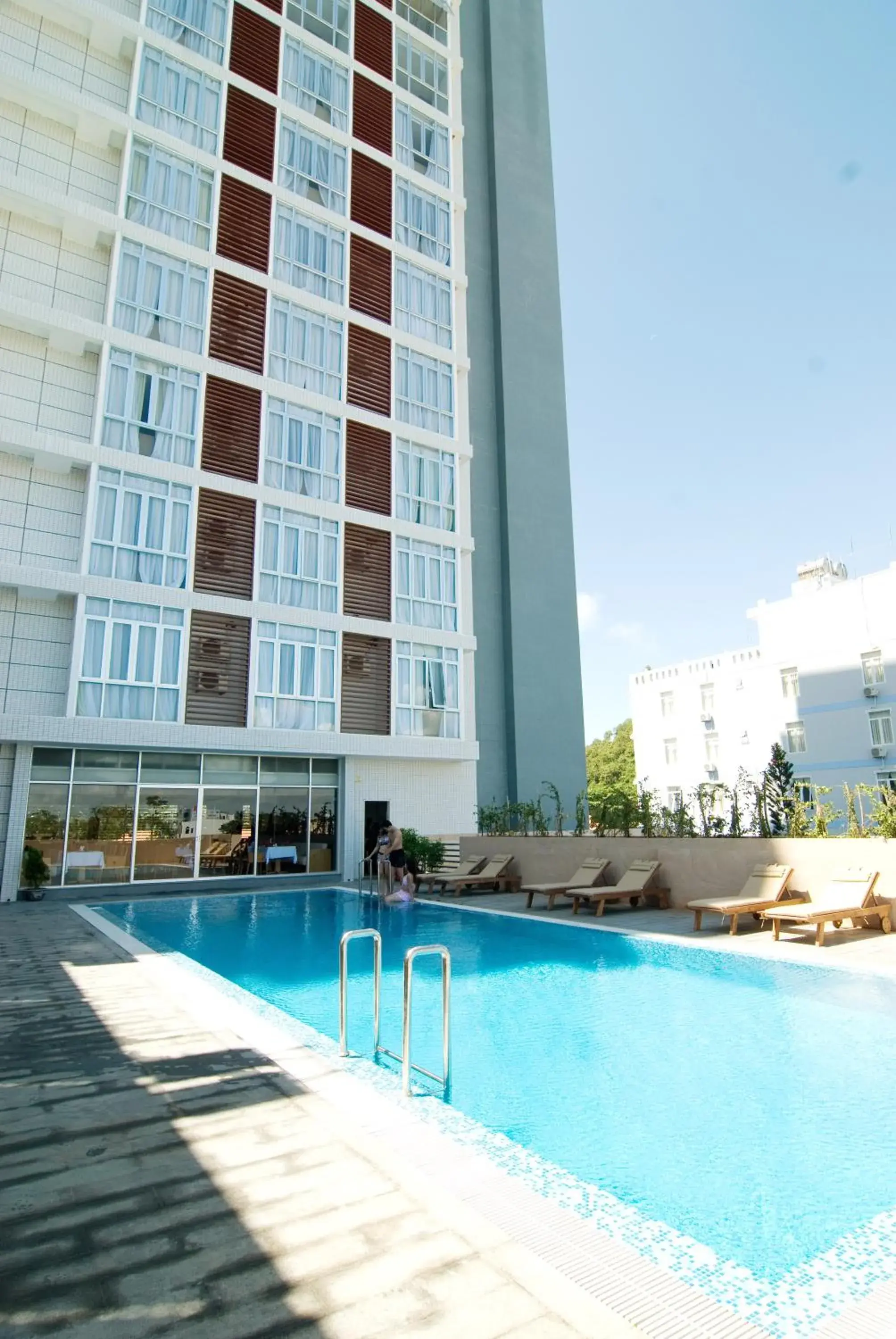 Balcony/Terrace, Swimming Pool in Petro Hotel