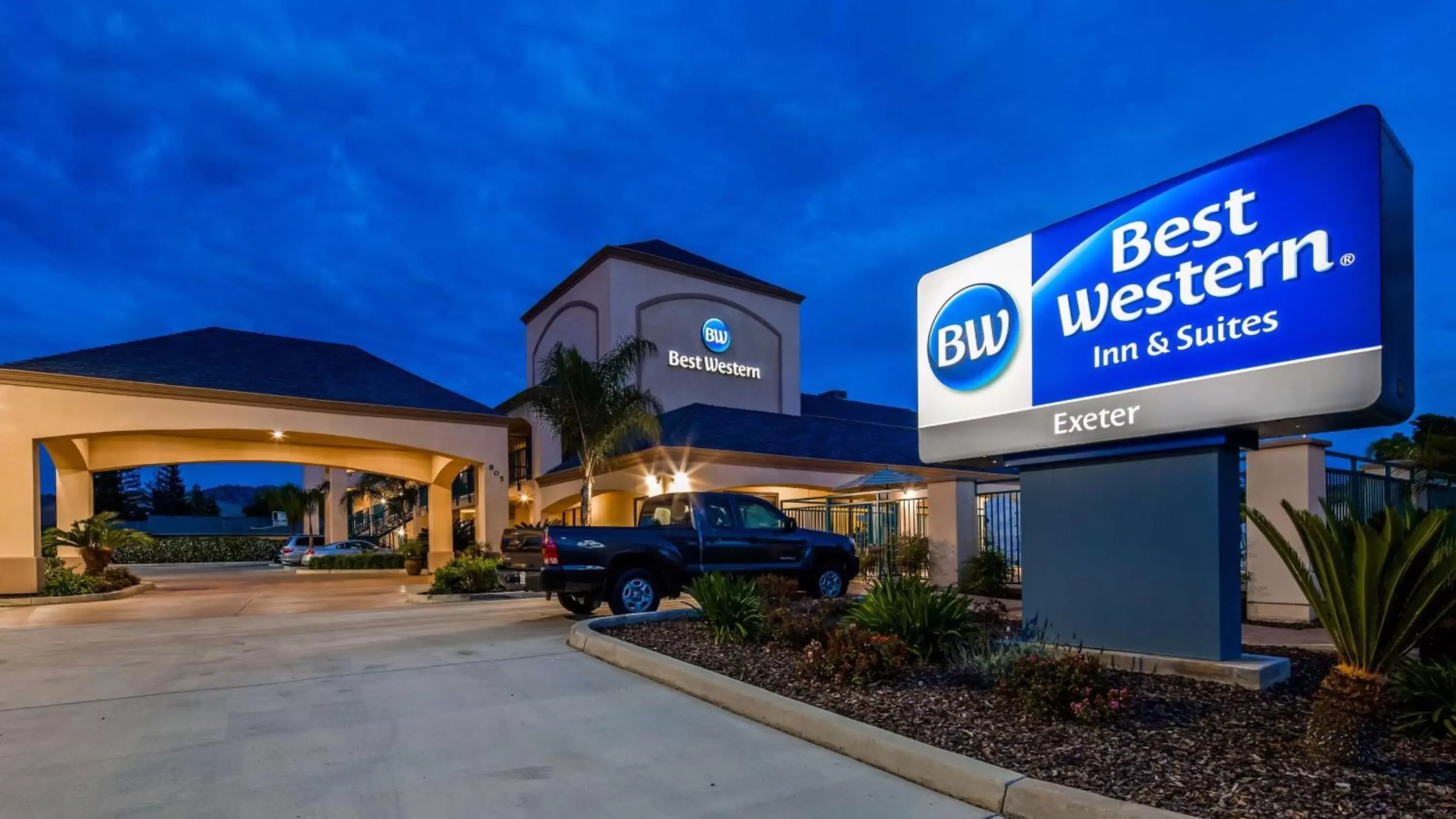 Property Building in Best Western Exeter Inn & Suites