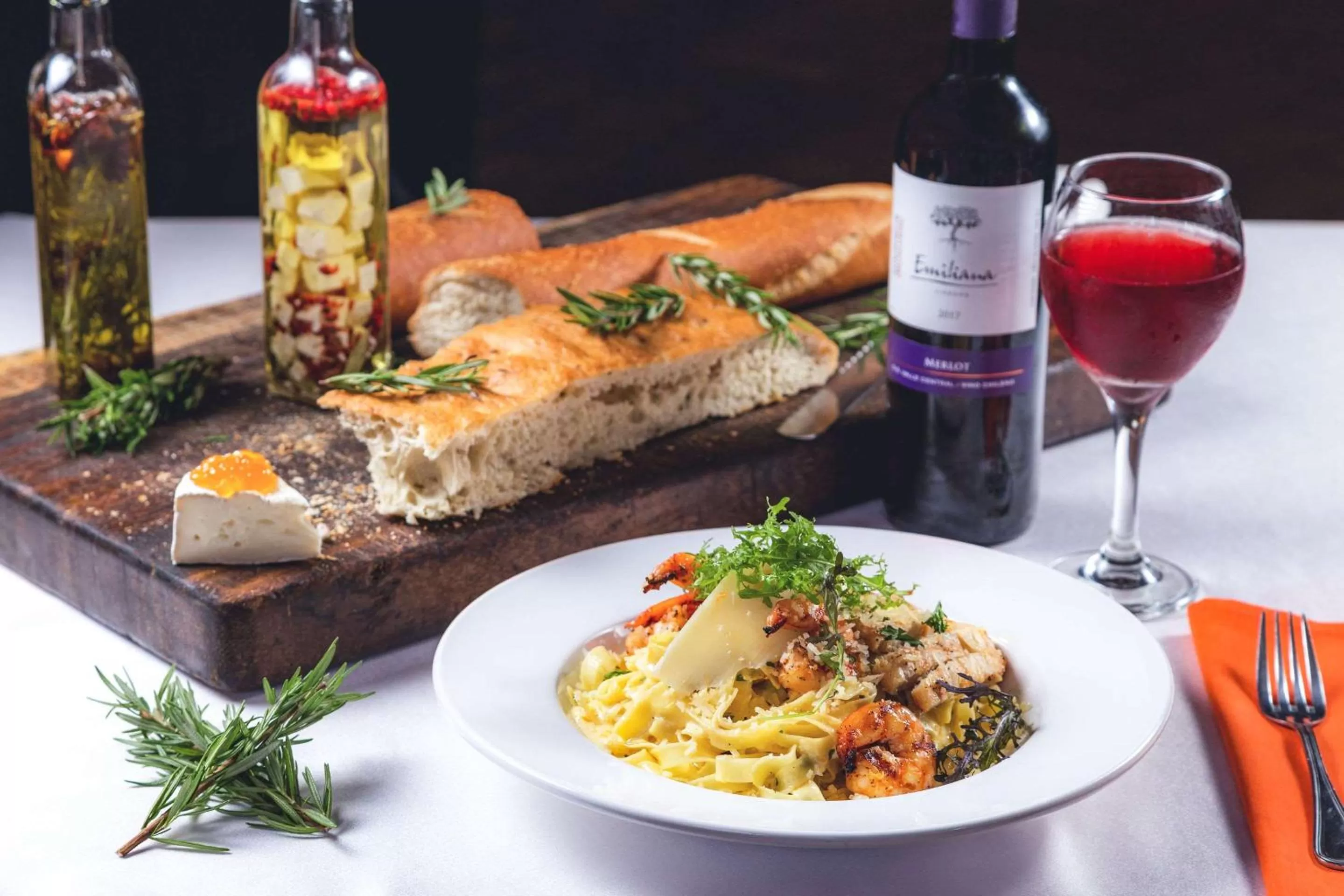 Restaurant/places to eat in Clarion Hotel Real Tegucigalpa