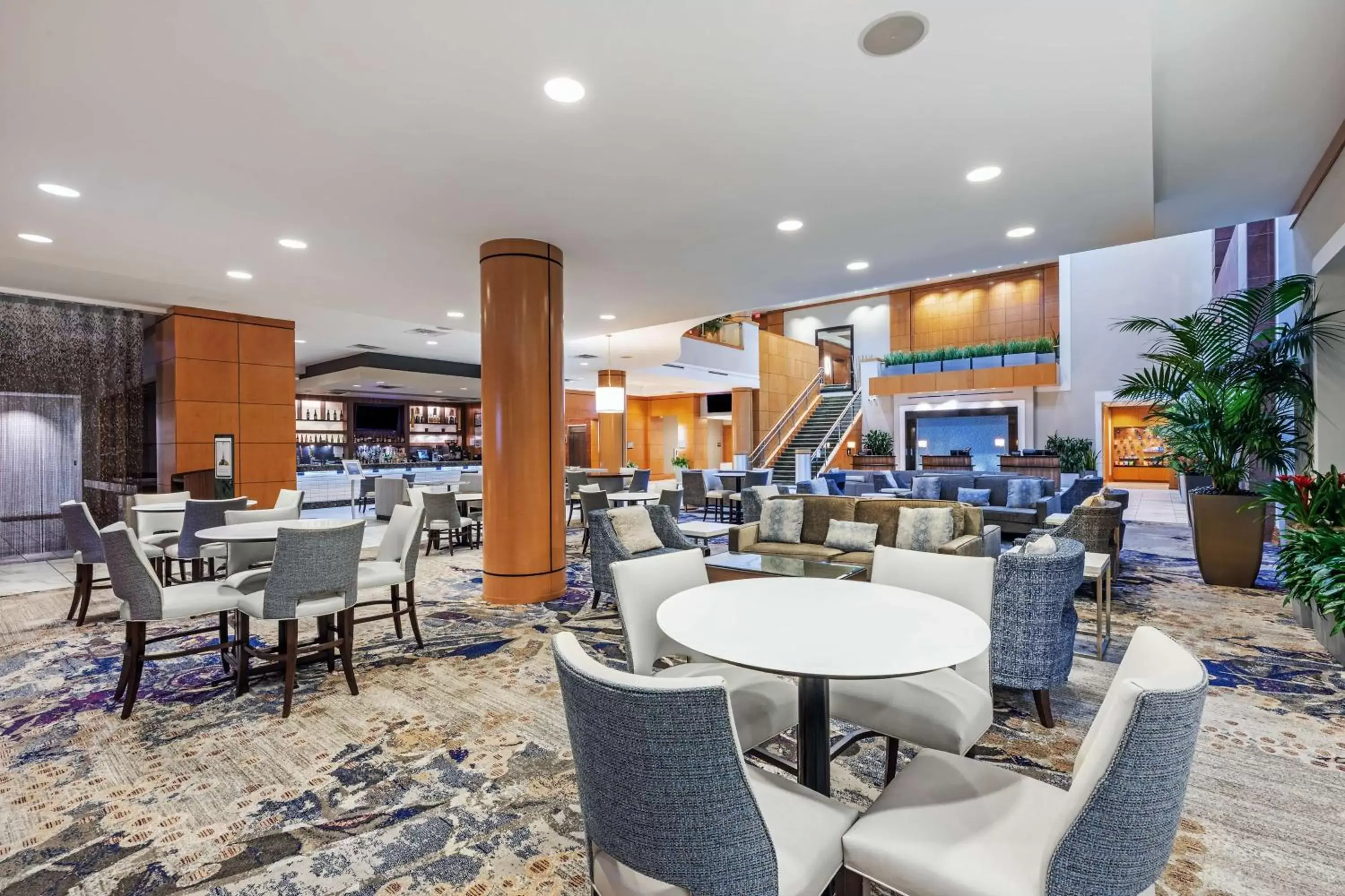 Lobby or reception, Restaurant/Places to Eat in Embassy Suites by Hilton Houston-Energy Corridor