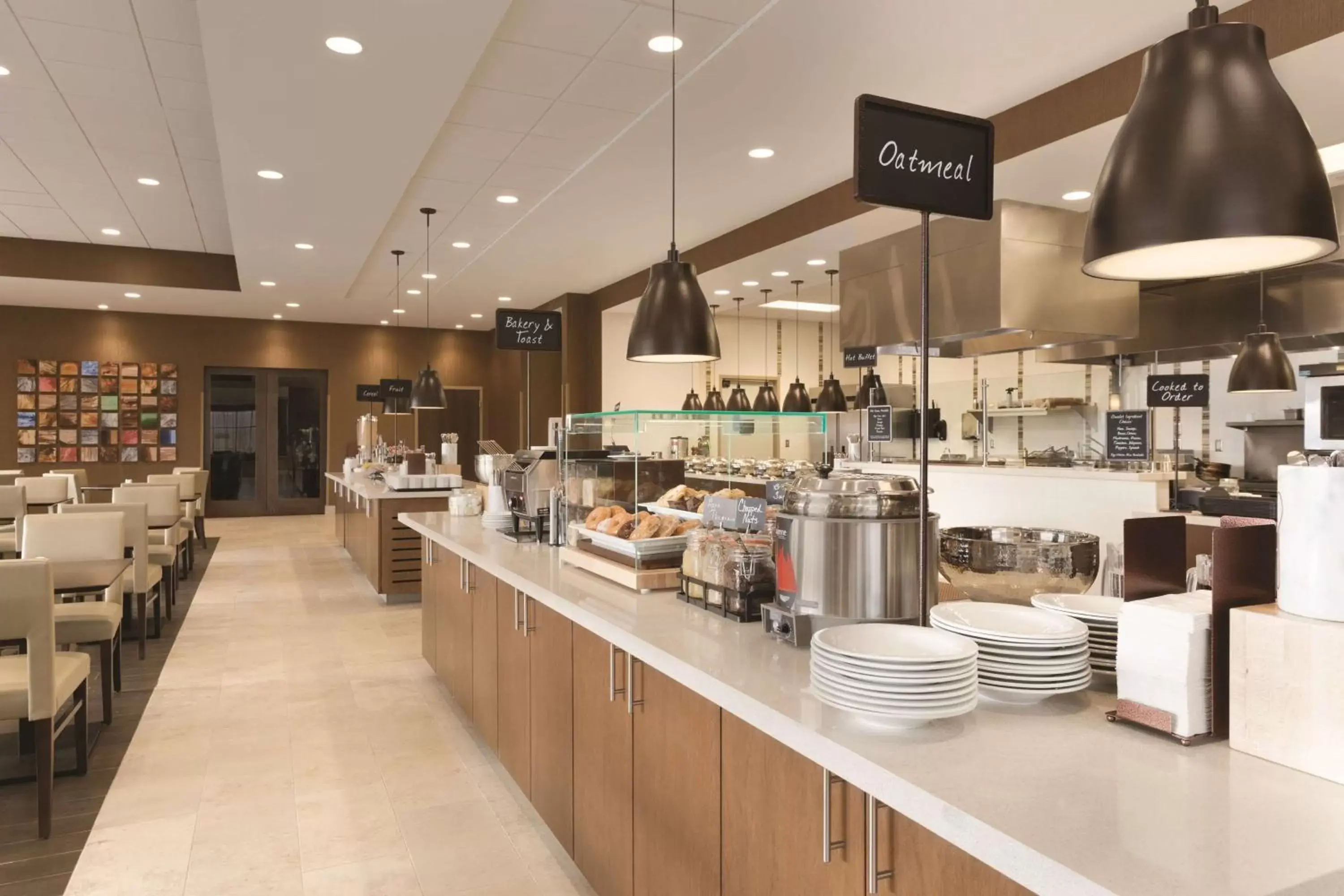 Breakfast, Restaurant/Places to Eat in Embassy Suites by Hilton Akron Canton Airport