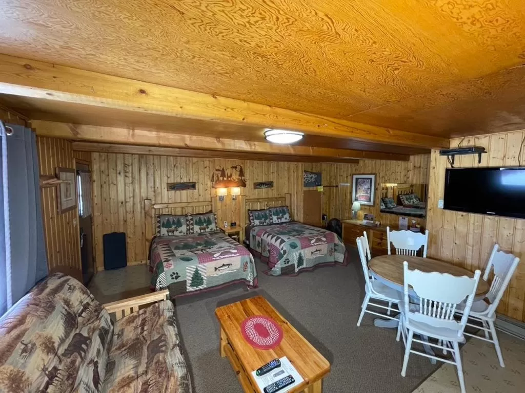 Sportsman Lodge Melrose MT