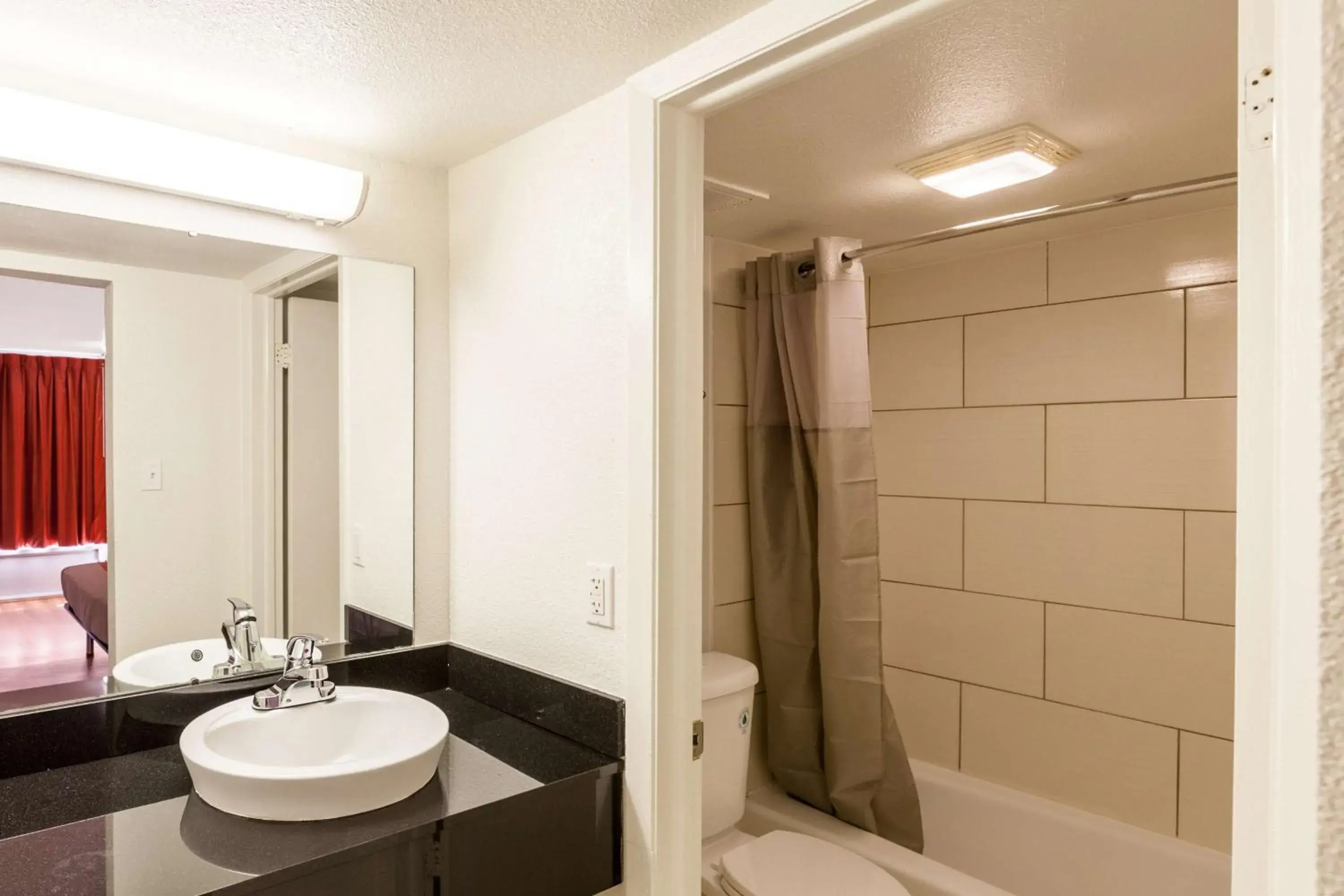 Toilet, Bathroom in Motel 6 Fort Worth, Tx - Stockyards
