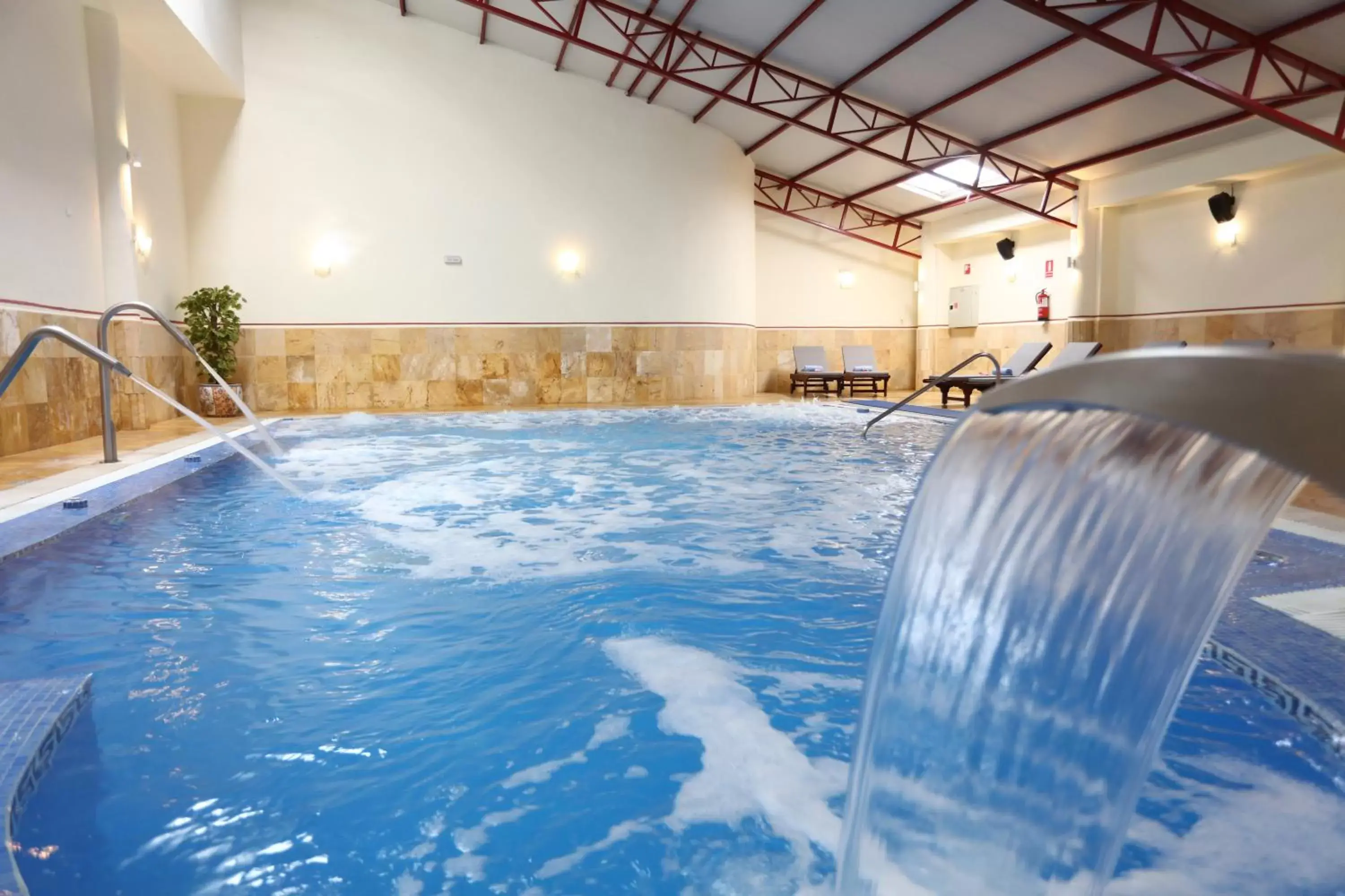 Hot Tub, Swimming Pool in Bahia Principe Sunlight San Felipe