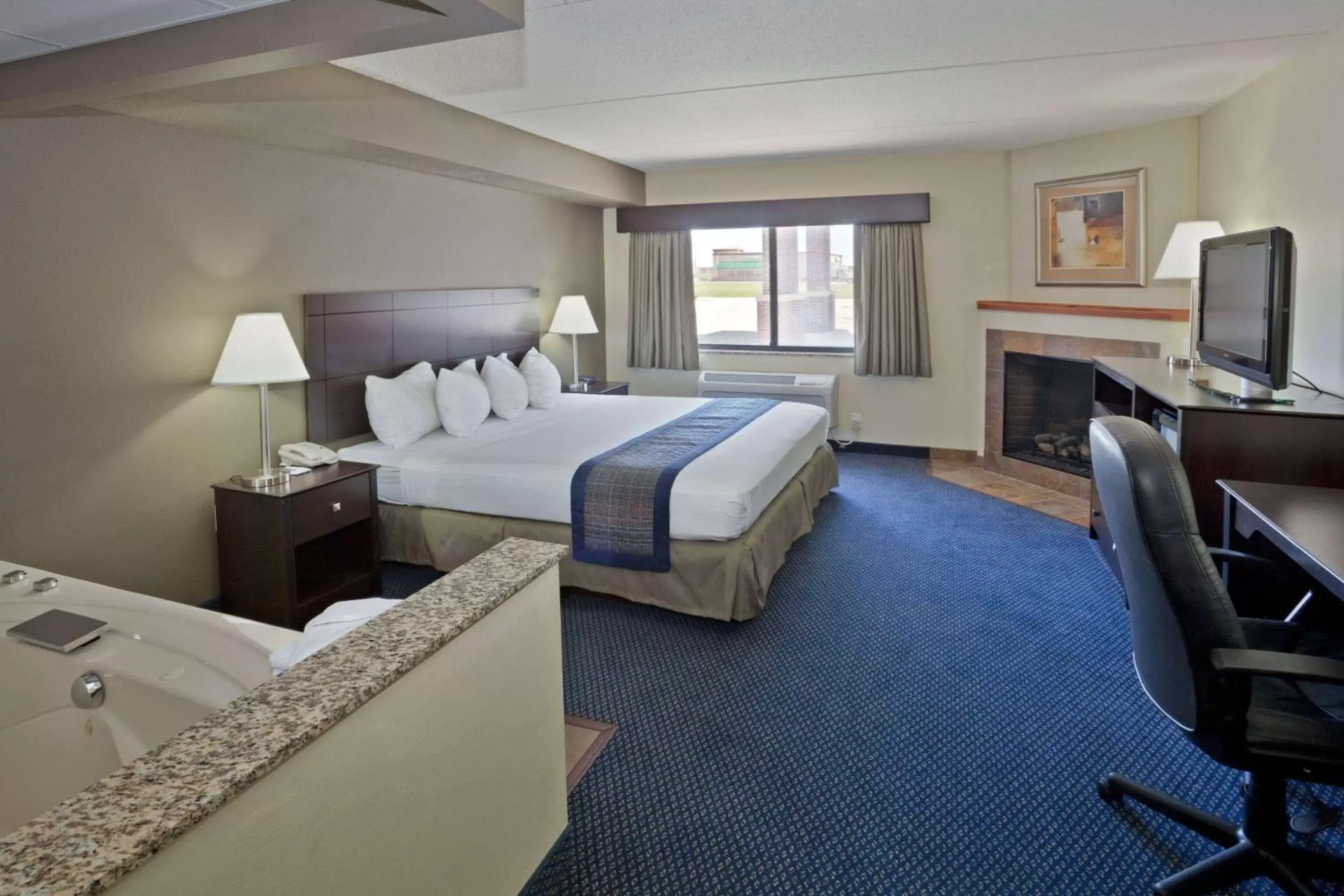 Photo of the whole room in AmericInn by Wyndham Lincoln South