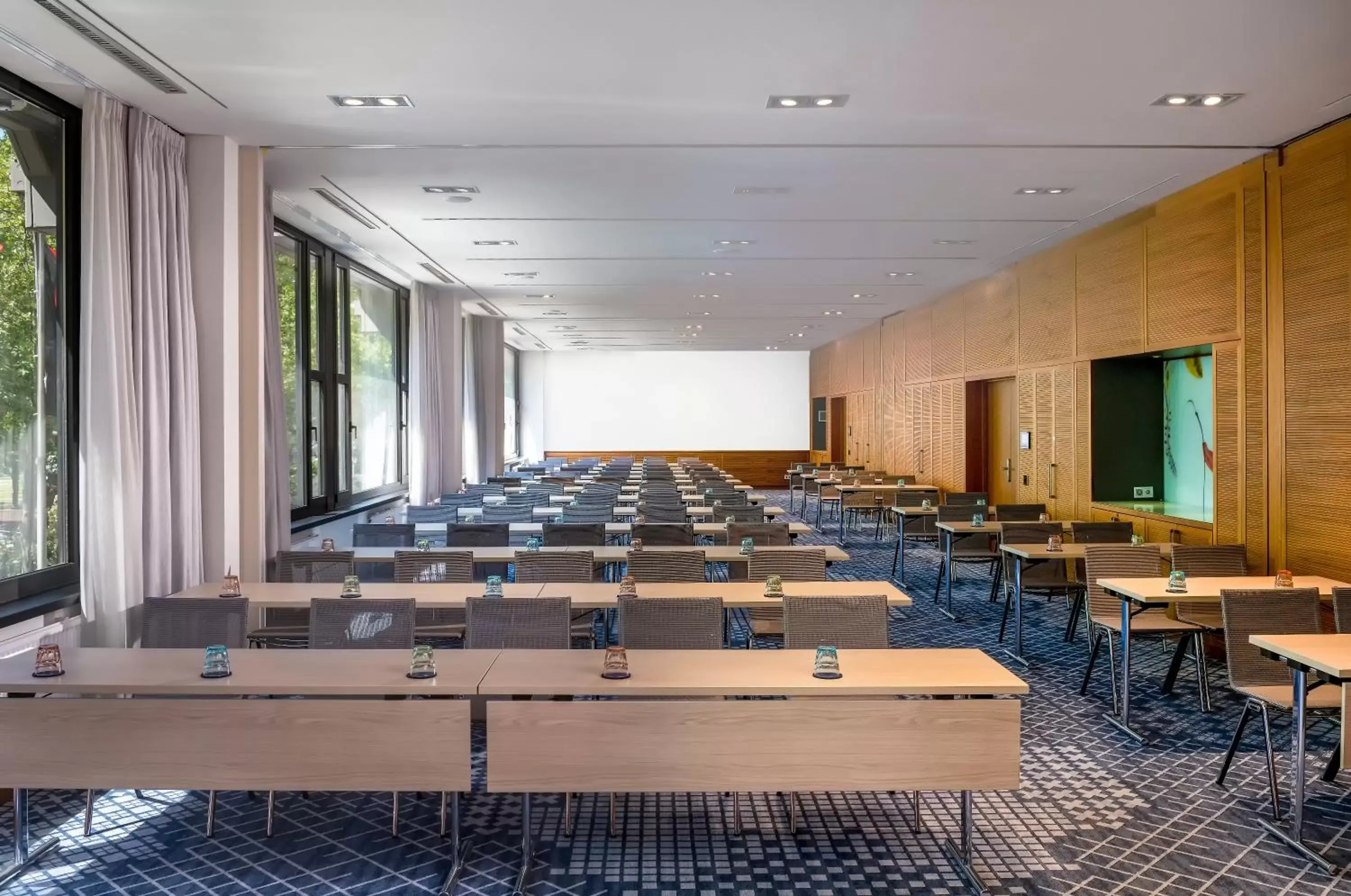 Meeting/conference room in DoubleTree by Hilton Berlin Ku'damm