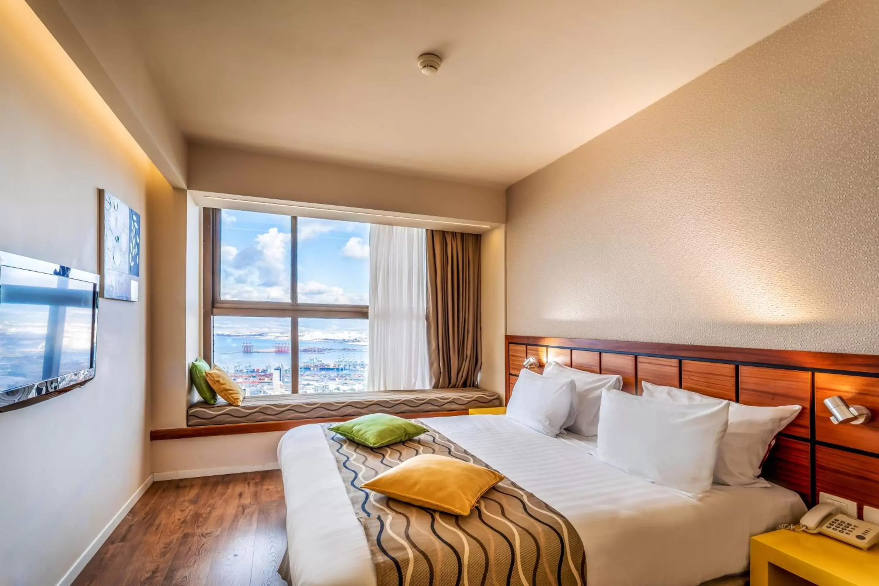 Bed in Haifa Bay View Hotel By AFI Hotels
