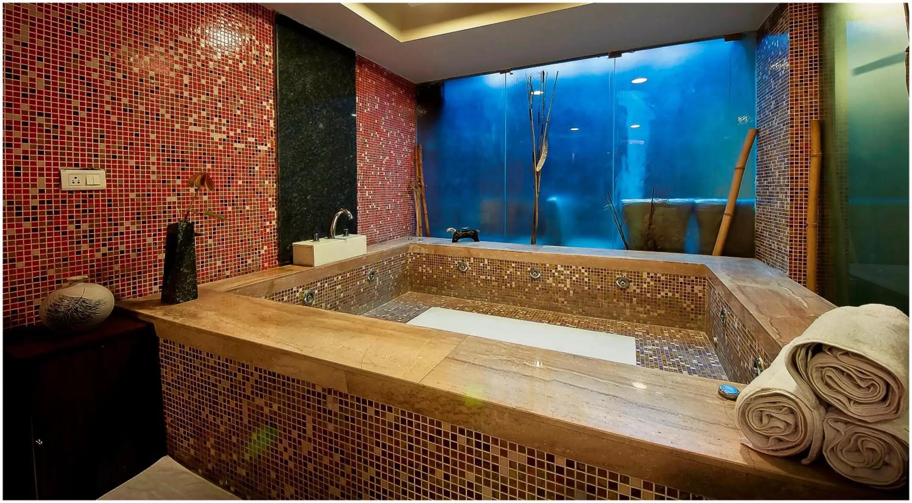 Spa and wellness centre/facilities, Bathroom in Hotel Aura