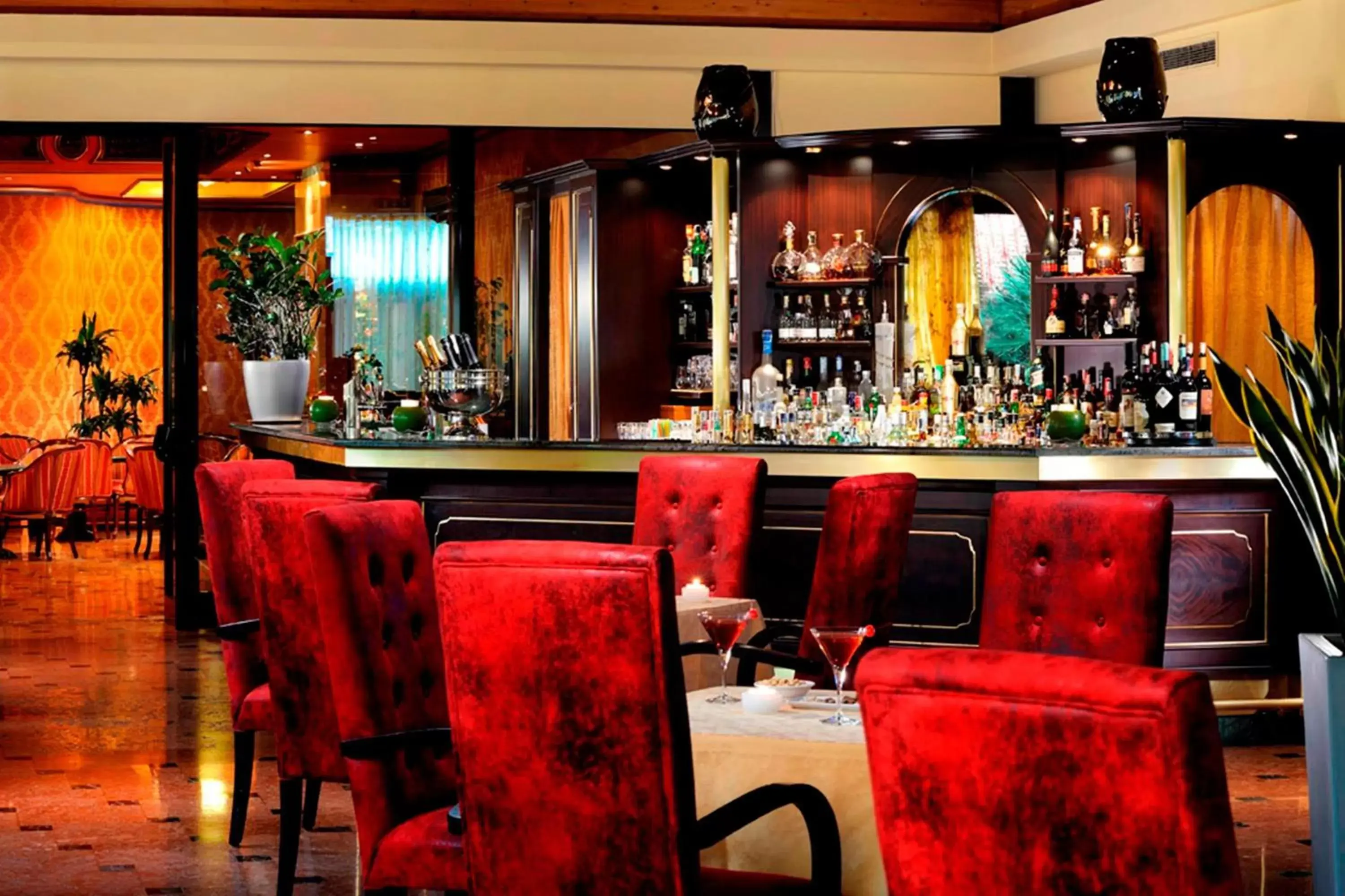Restaurant/places to eat, Lounge/Bar in Milan Marriott Hotel
