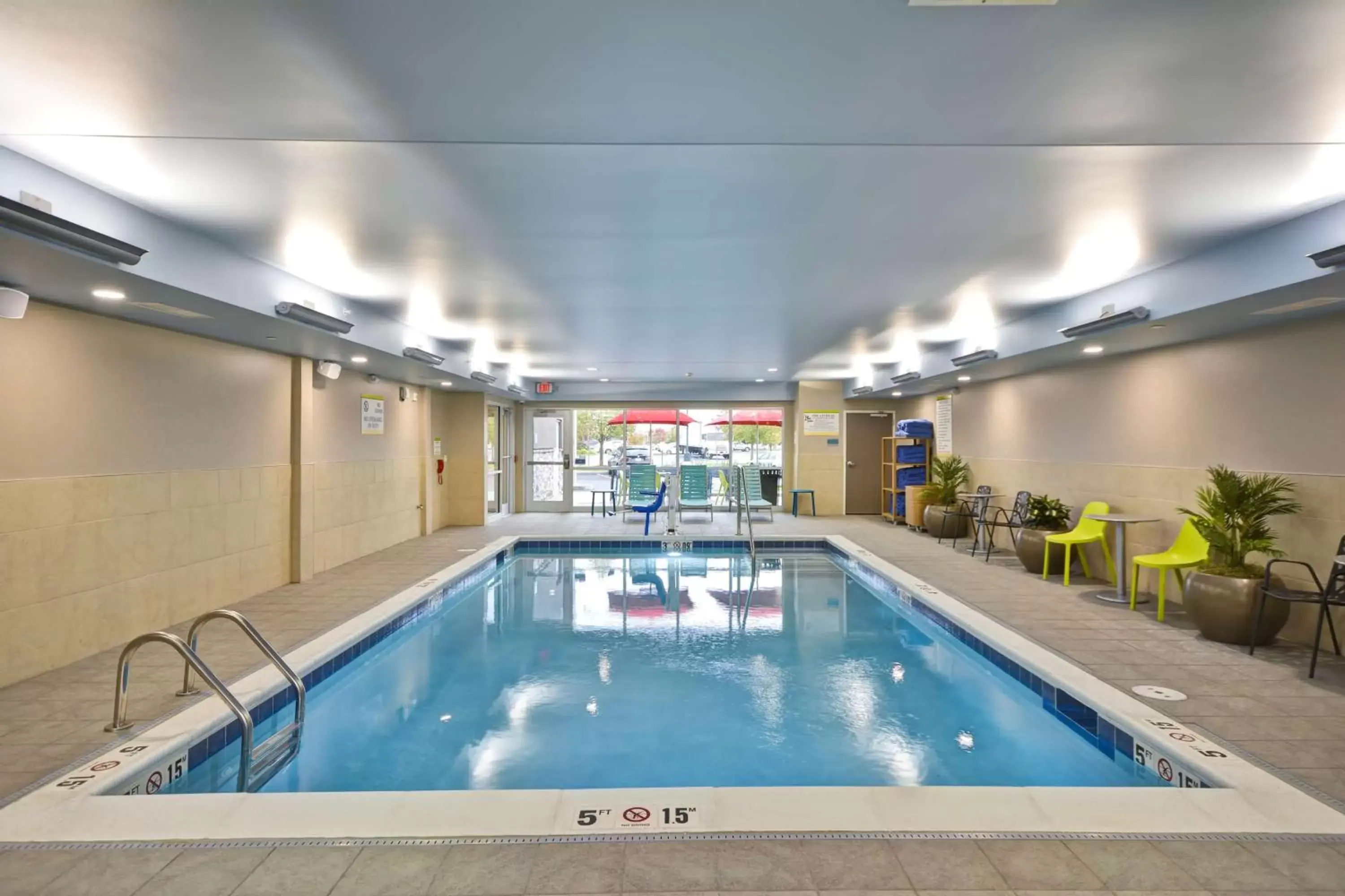 Pool view, Swimming Pool in Home2 Suites By Hilton Maumee Toledo