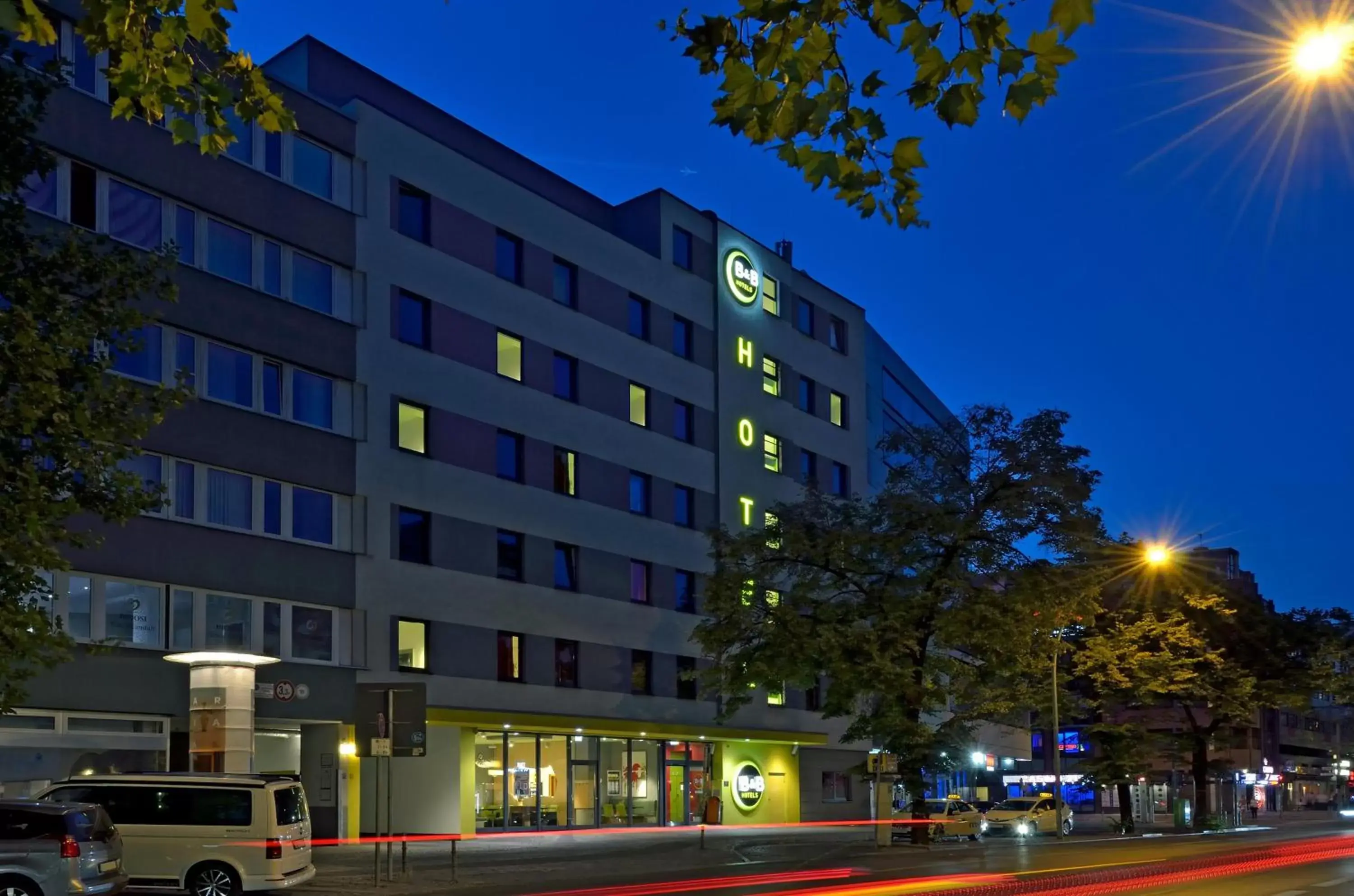 Property Building in B&B Hotel Berlin Potsdamer Platz