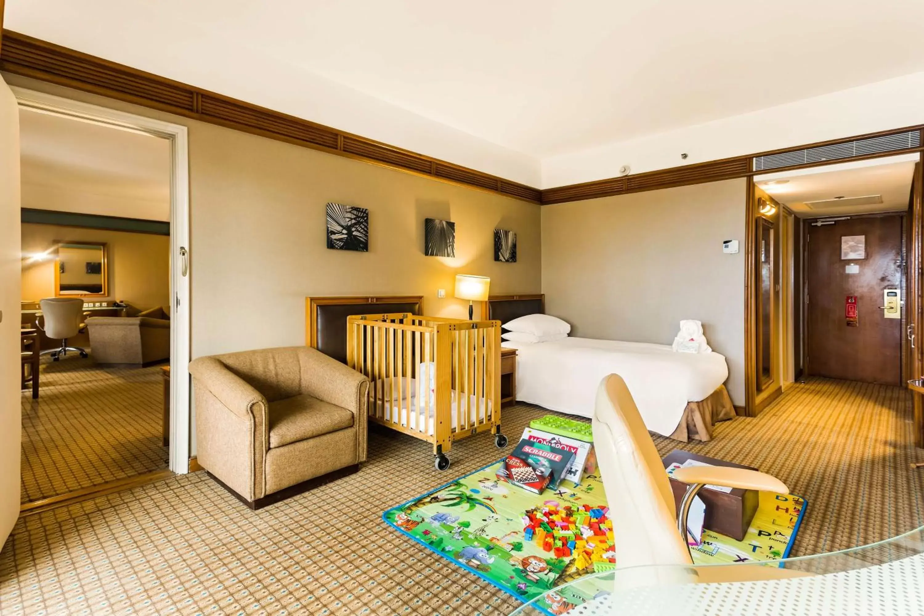 Bedroom, Seating Area in Hilton Yaounde