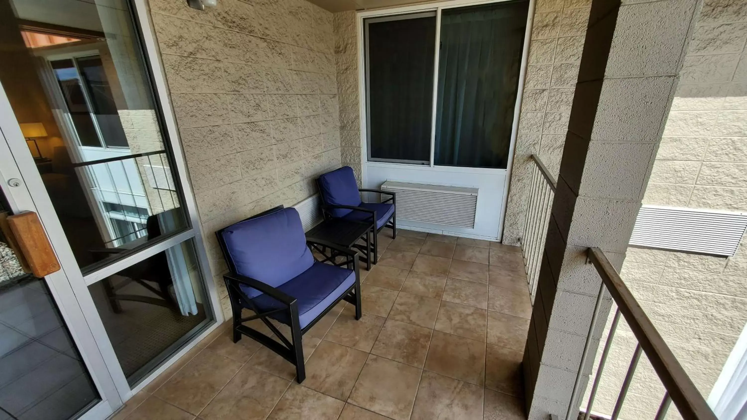 Photo of the whole room, Balcony/Terrace in Best Western Plus Coeur d'Alene Inn