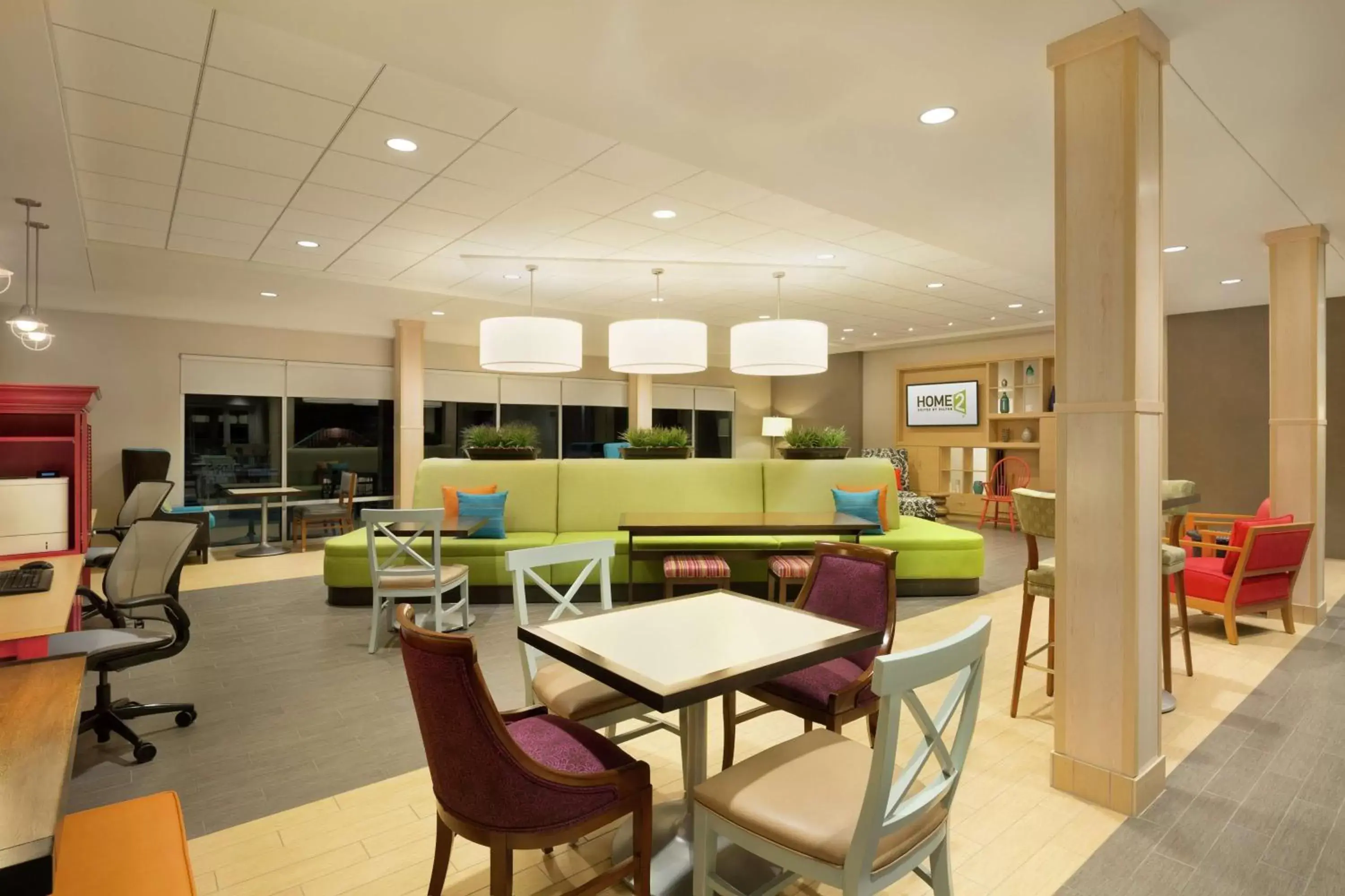 Lobby or reception, Restaurant/Places to Eat in Home2 Suites by Hilton Minneapolis Bloomington
