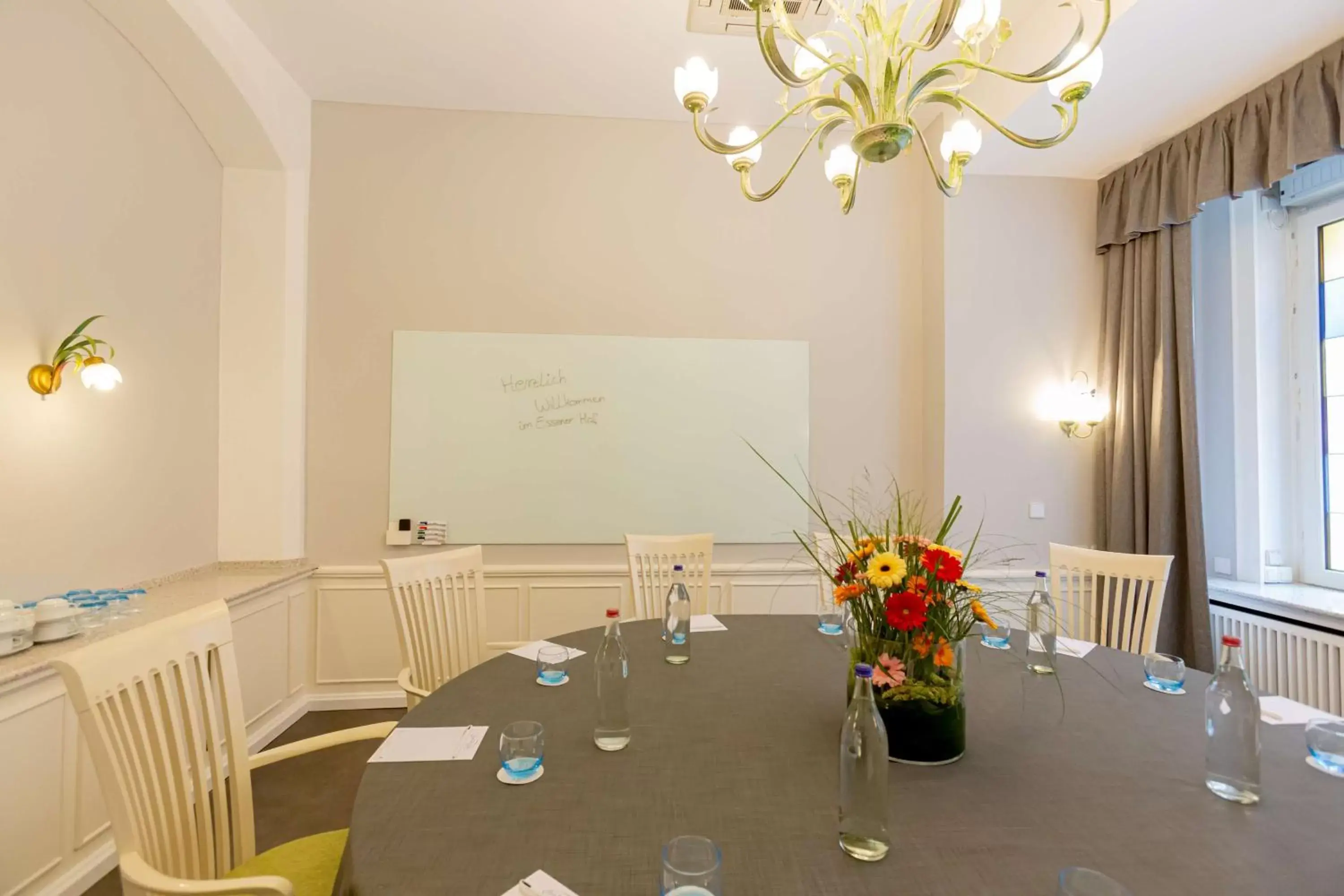 On site, Restaurant/Places to Eat in Hotel Essener Hof; Sure Hotel Collection by Best Western