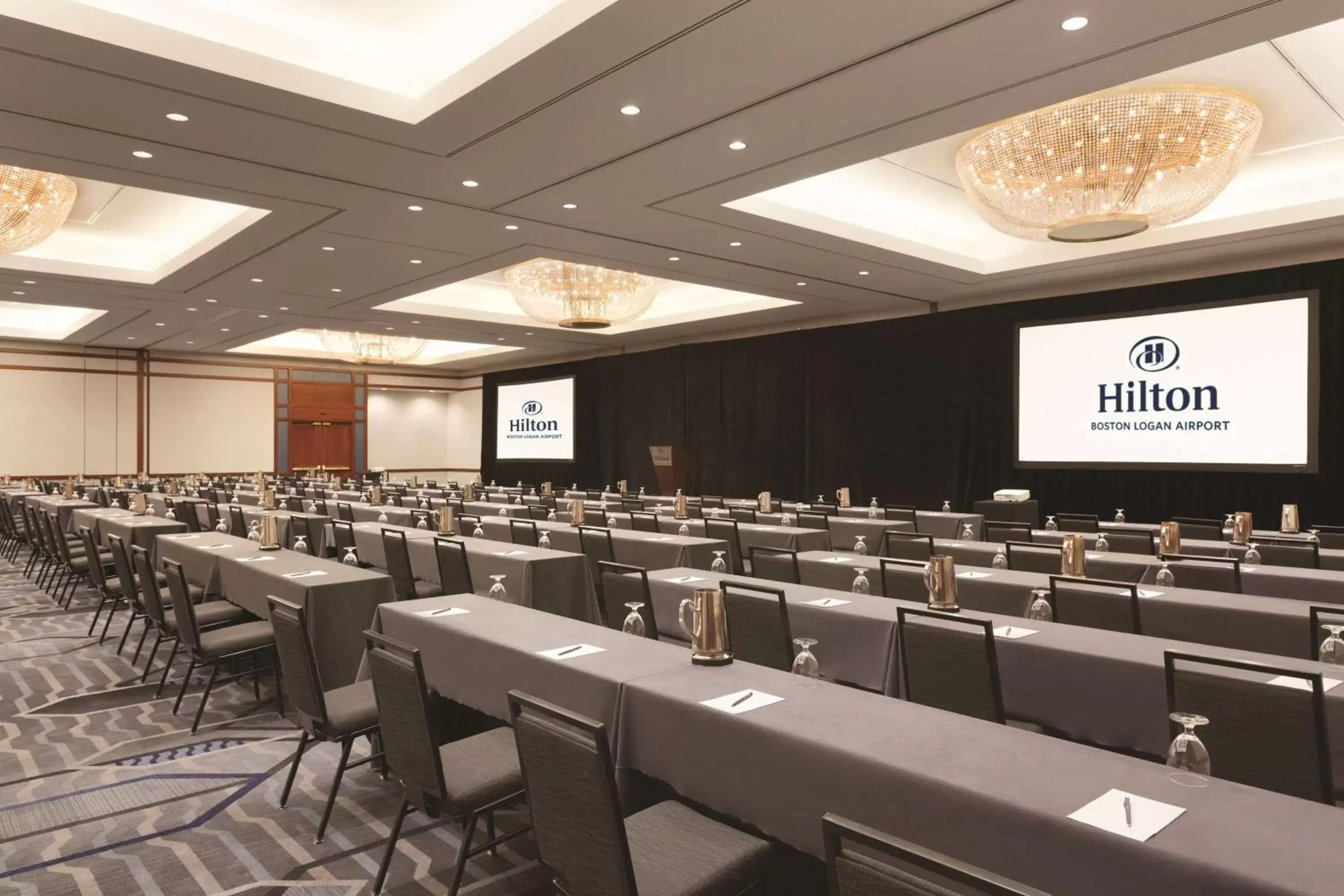 Meeting/conference room in Hilton Boston Logan Airport