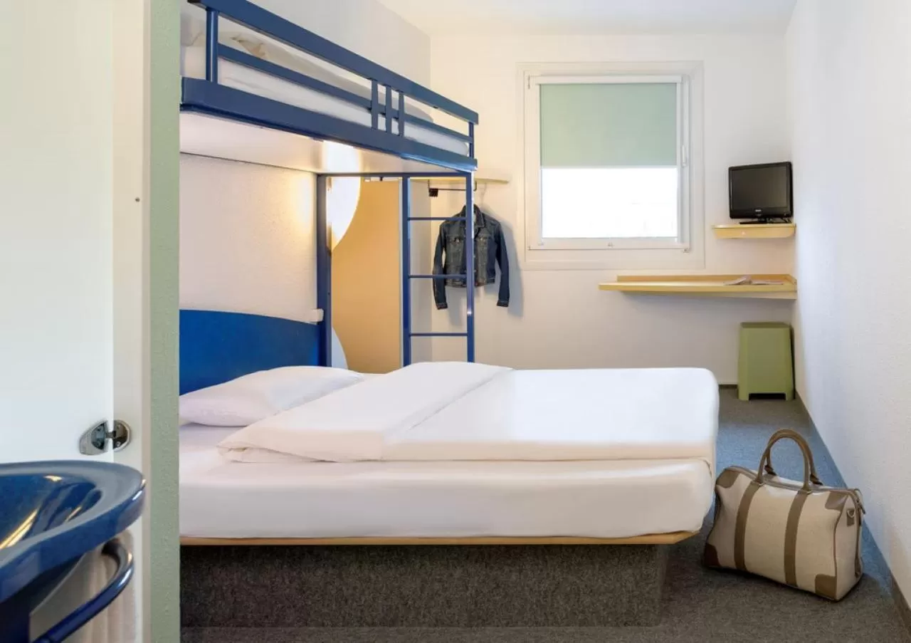 Bed in Ibis budget Hannover Hbf