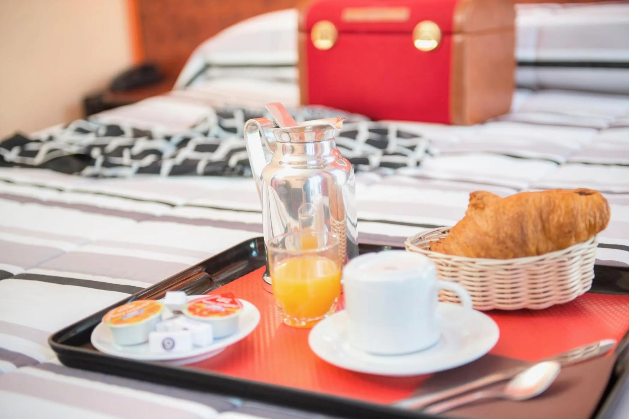 Bed in Hotel Pierre Nicole