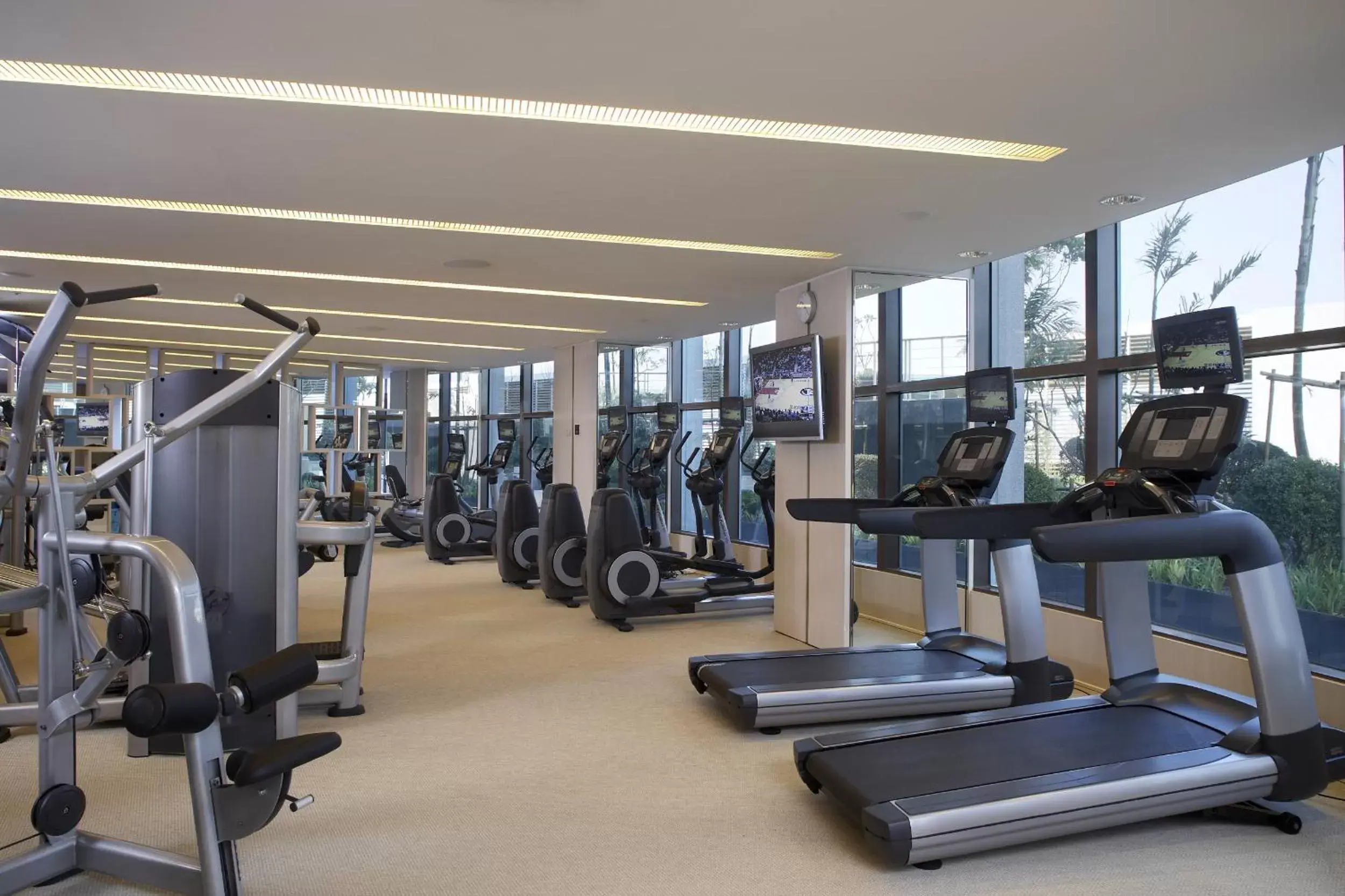 Fitness centre/facilities in Shangri-La Far Eastern Tainan Fitness centre/facilities in Shangri-La Far Eastern Tainan