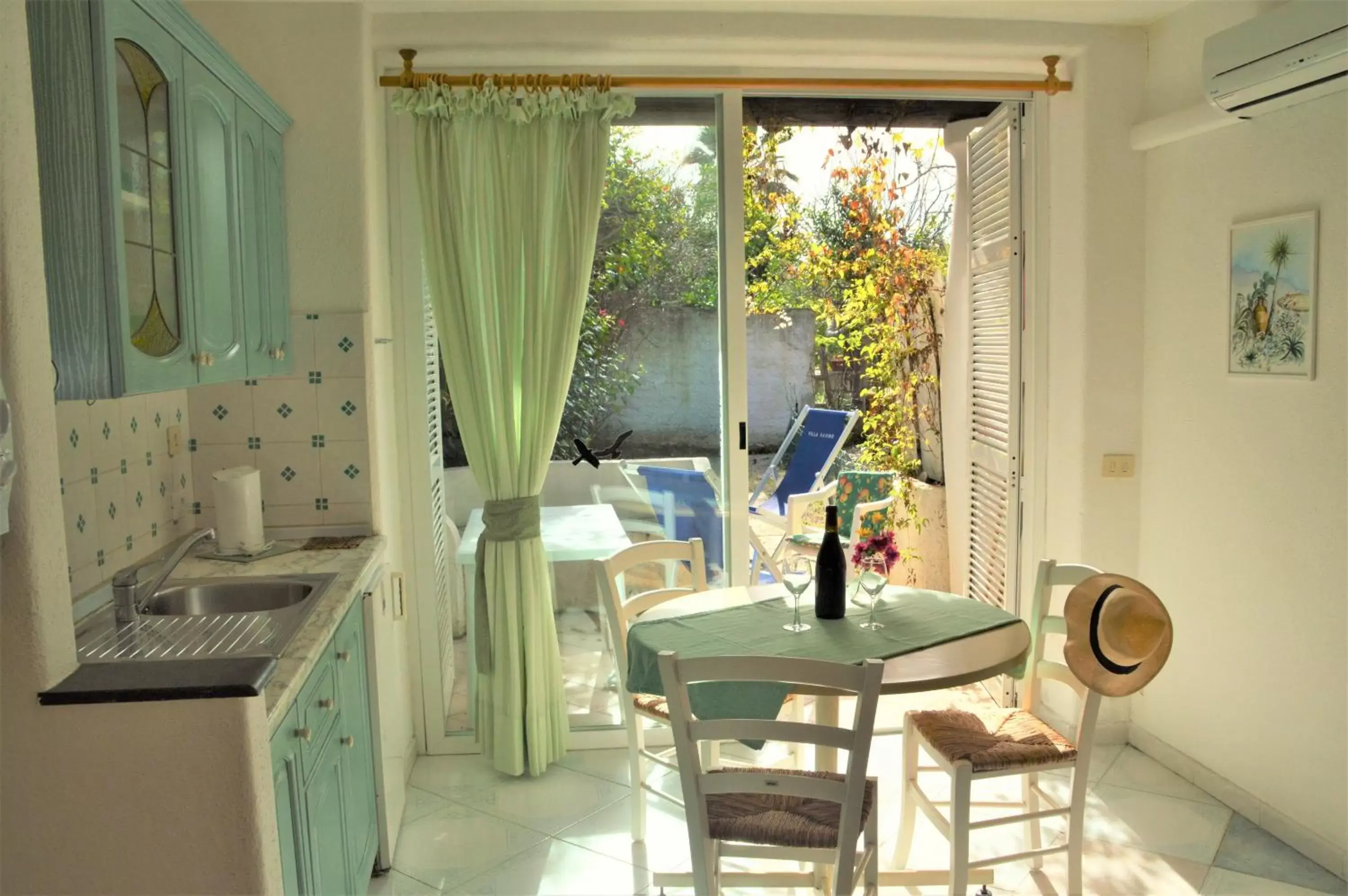 Dining area in Villa Ravino Aparthotel