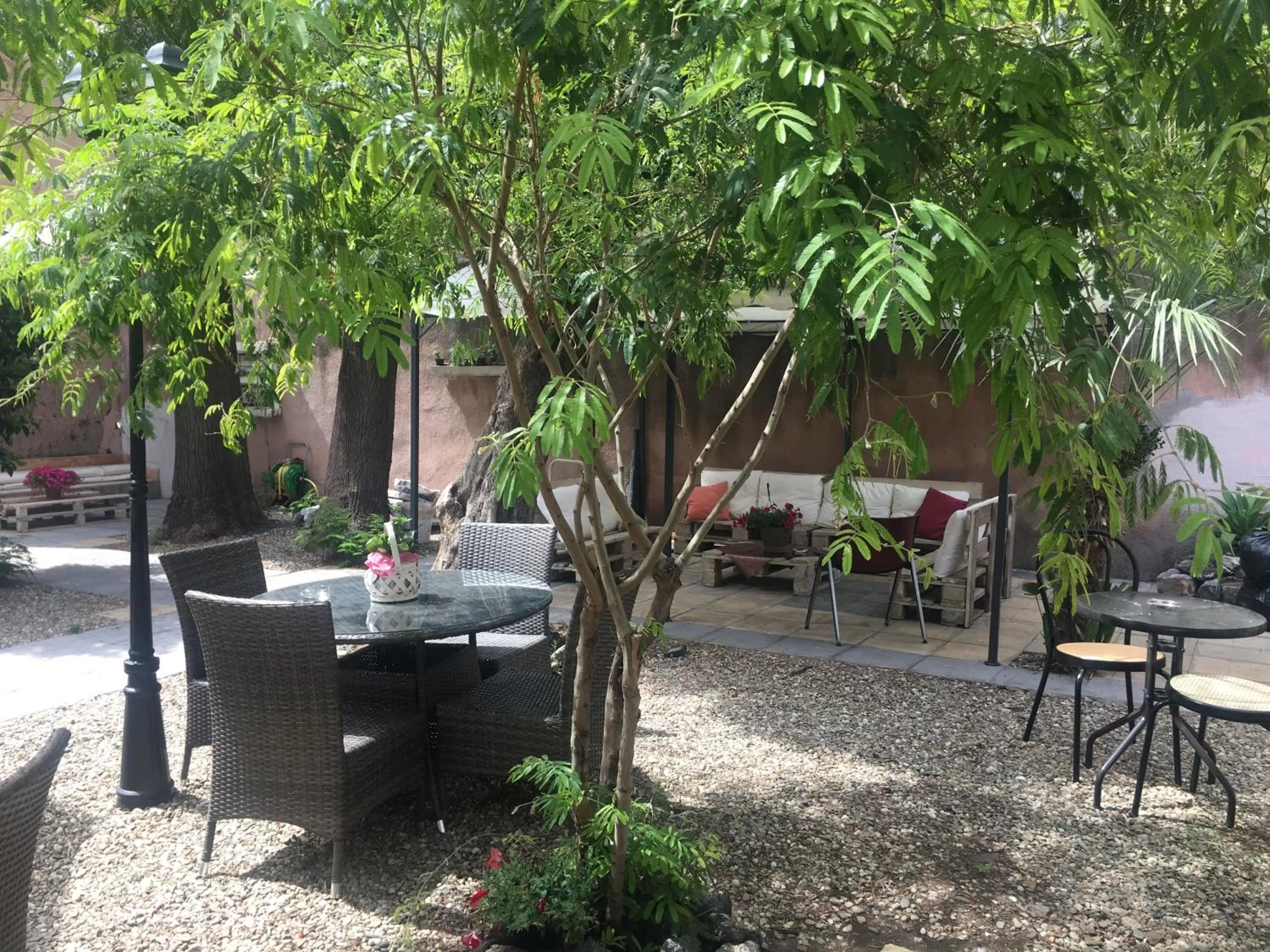 Garden in B&B Liberty 900