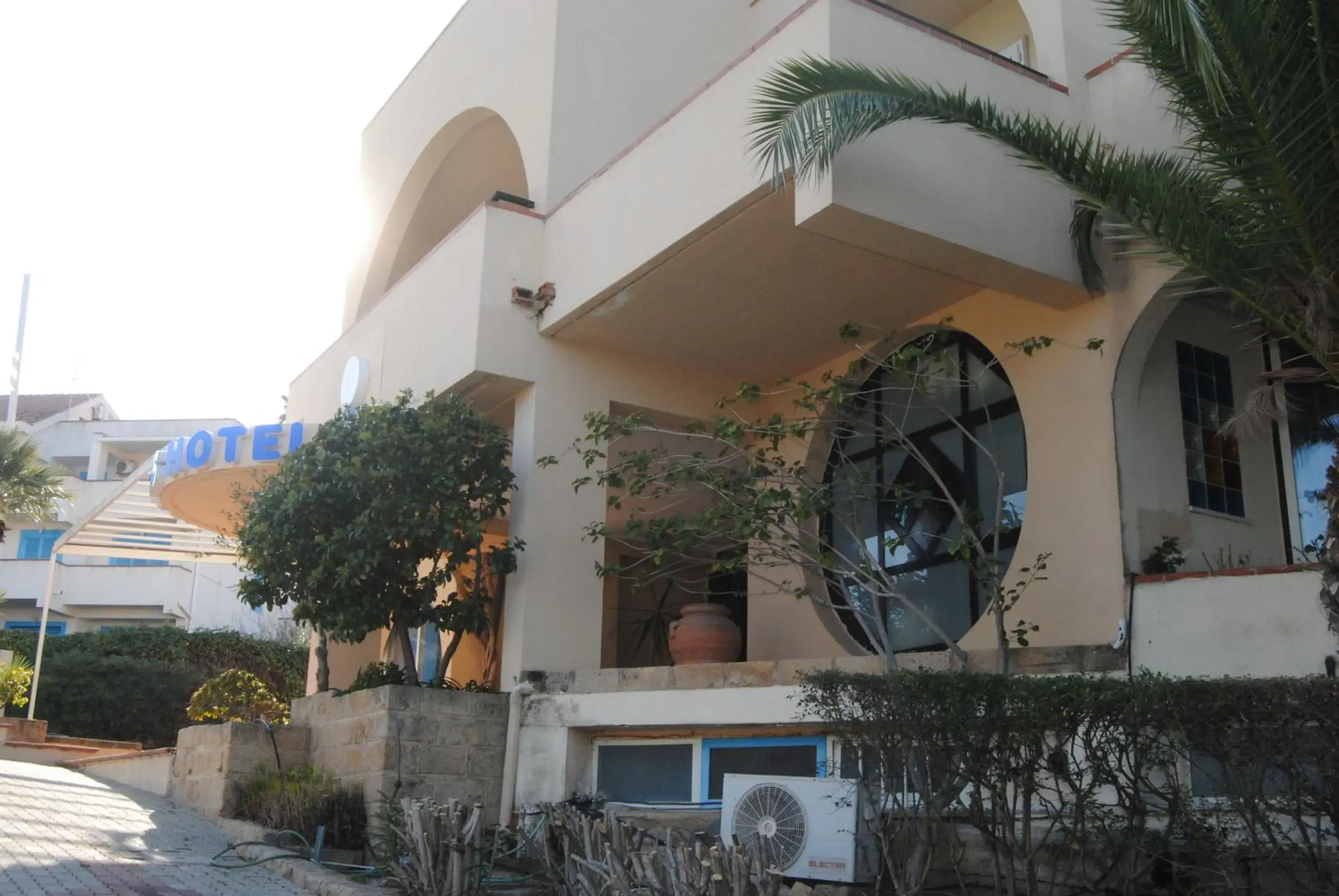 Facade/entrance in Helios Hotel