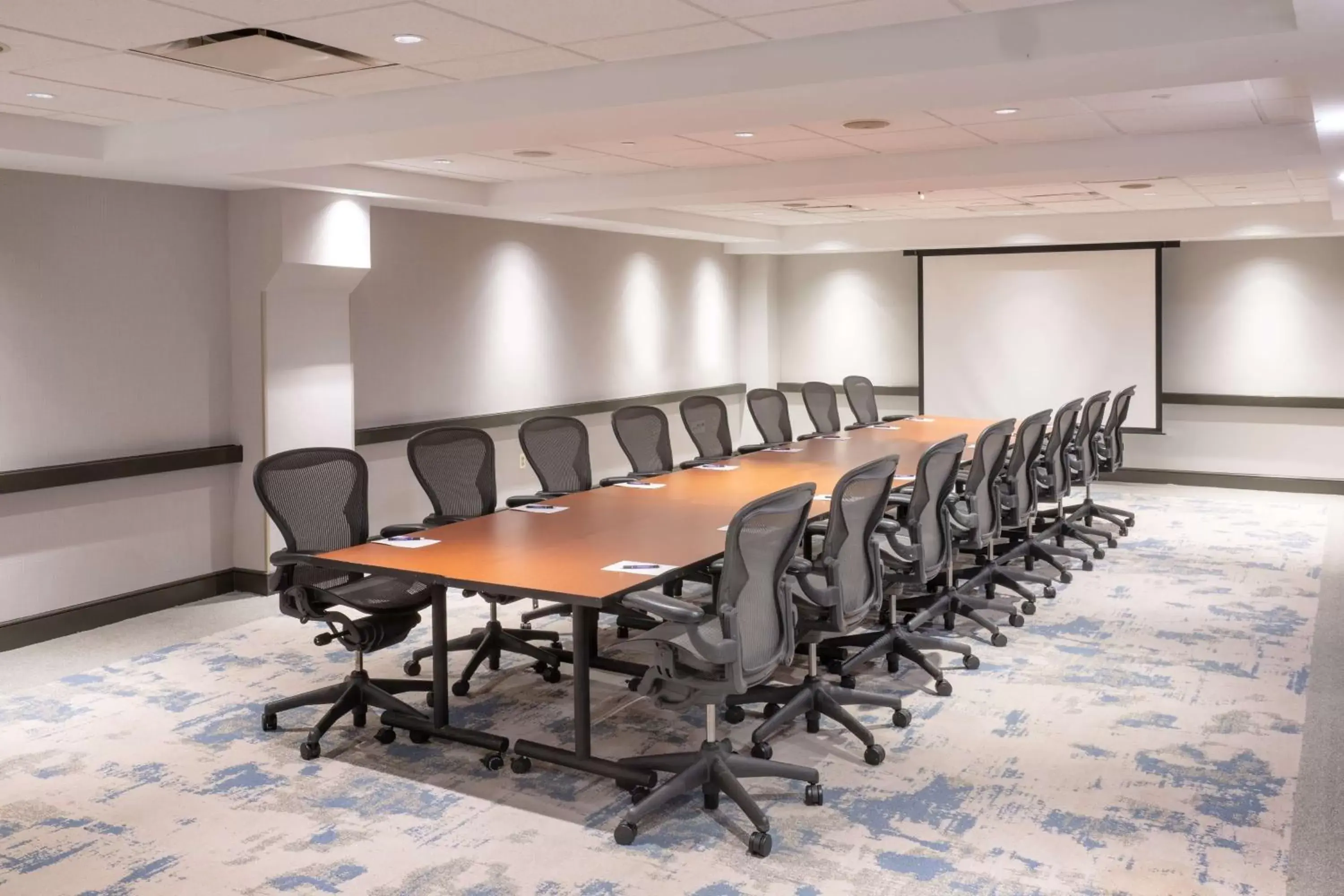 Meeting/conference room in The Bethesdan Hotel, Tapestry Collection by Hilton