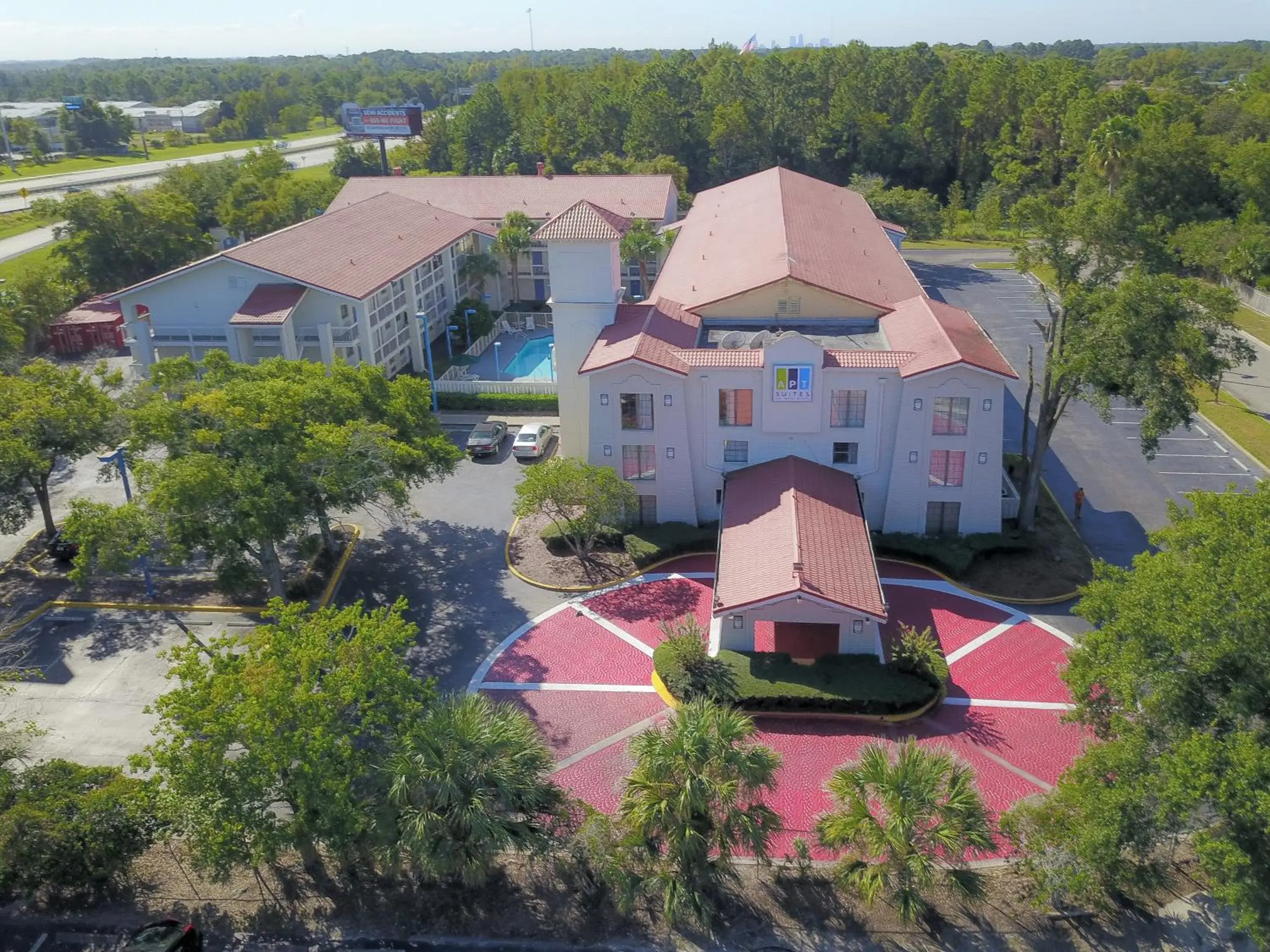 Facade/entrance, Bird's-eye View in Stayable Suites Jacksonville North
